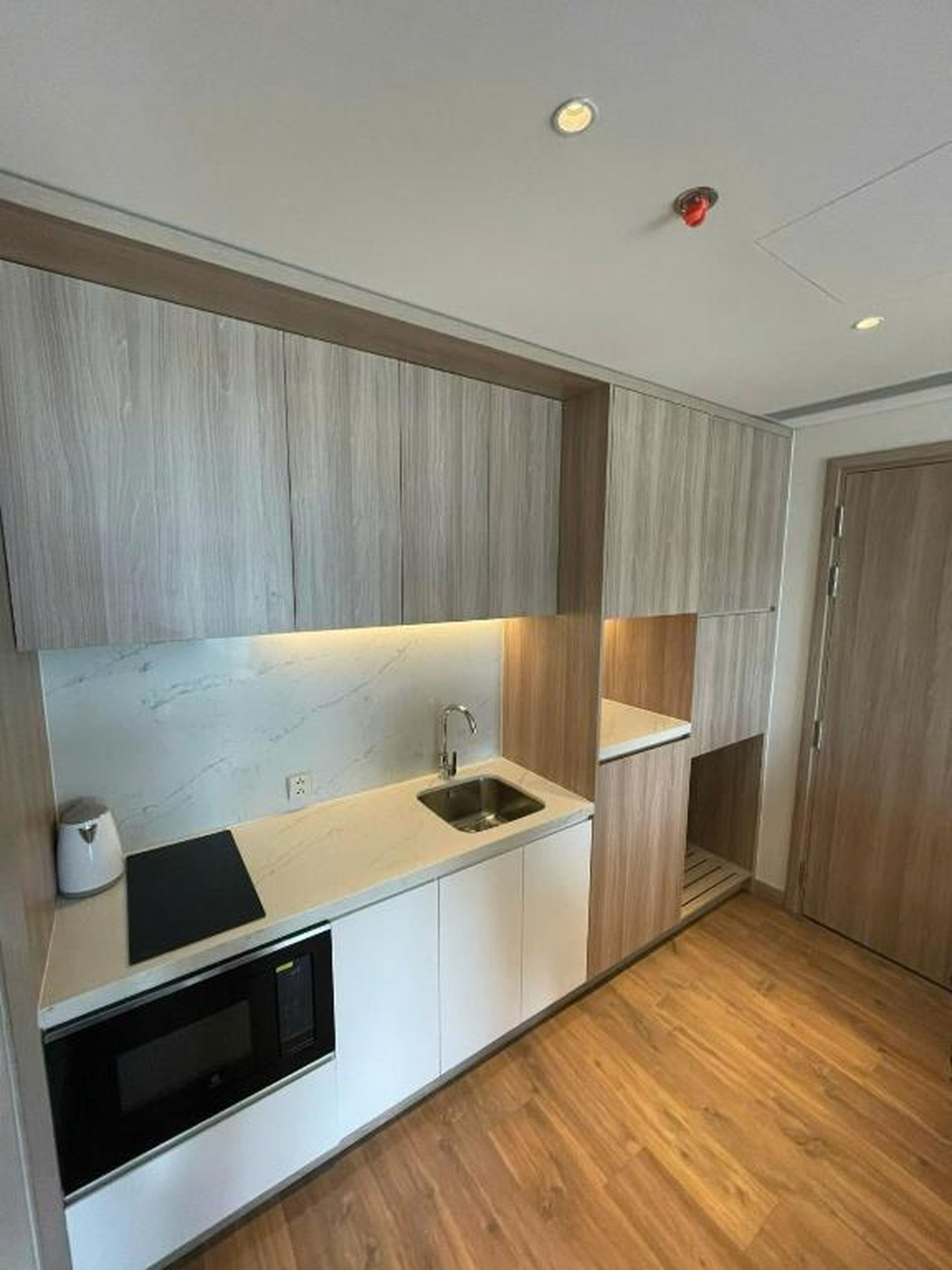 Căn hộ 2PN view biển Alacarte Hạ Long, bể bơi vô cực - Hình 11