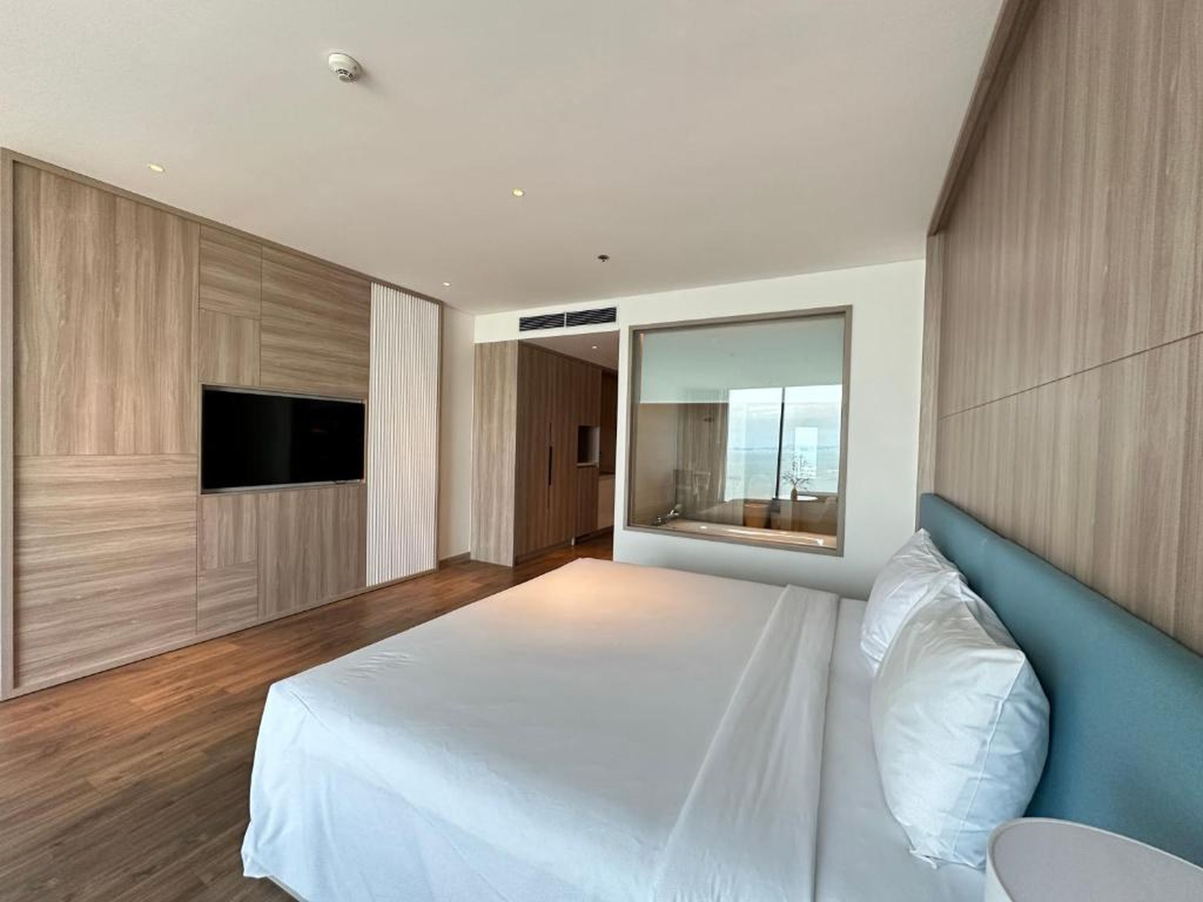 Lumi Apartment Alacate Hạ Long - Hình 16