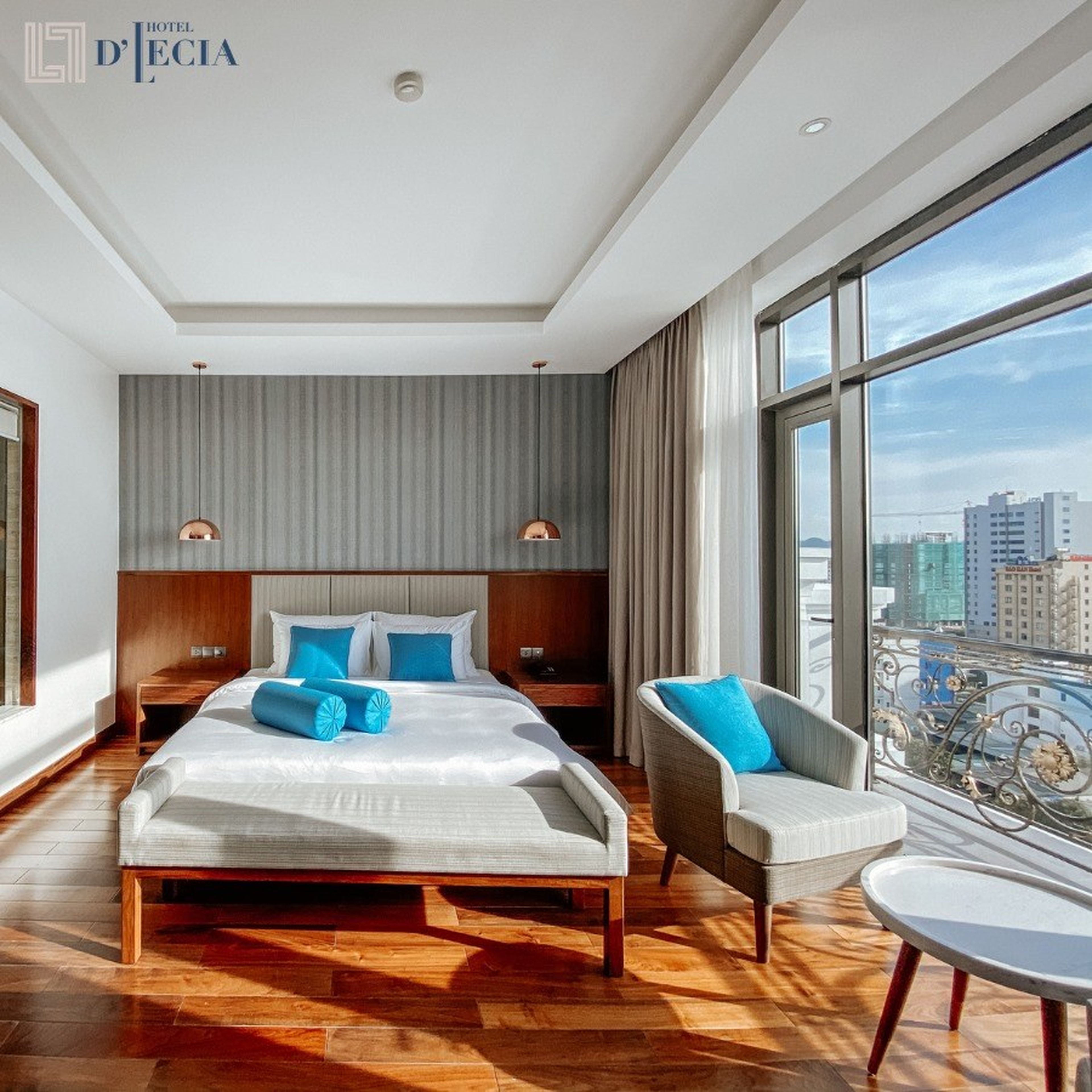 Luxury relaxation at an attractive price at D’Lecia Ha Long Hotel - Hình 2