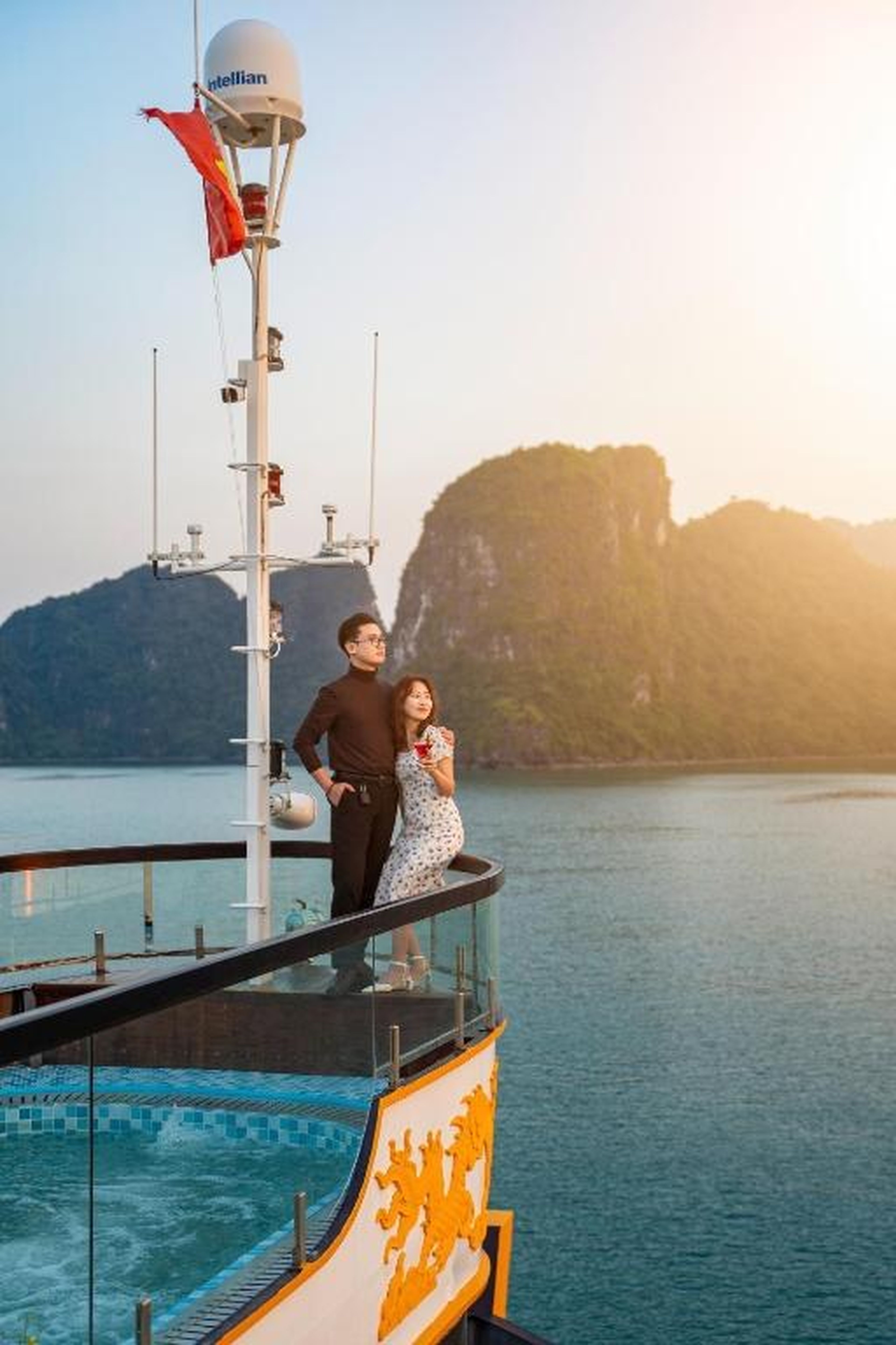 Nostalgia Halong Cruise - Hình 49