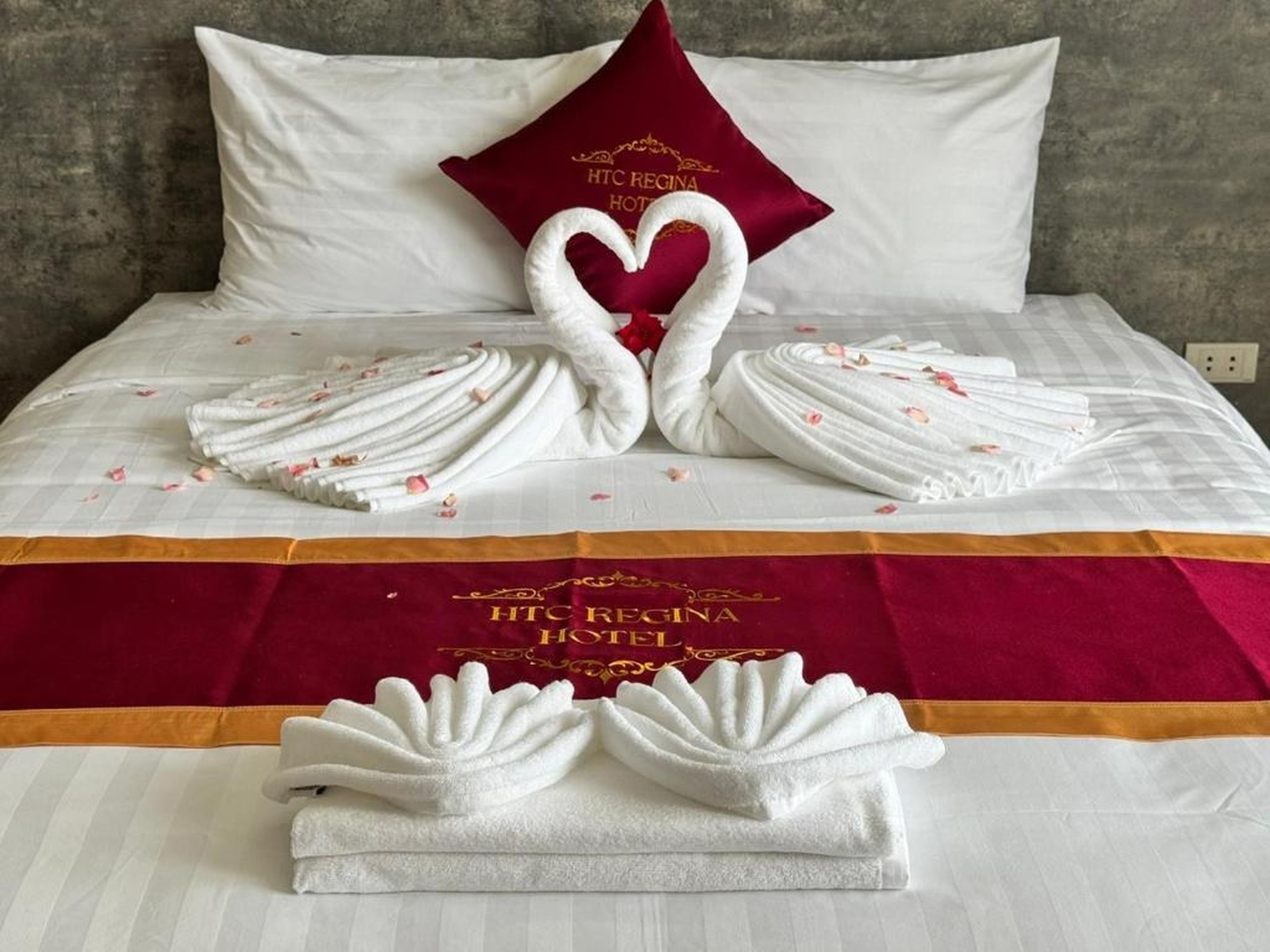 Htc regina hotel - Hình 45