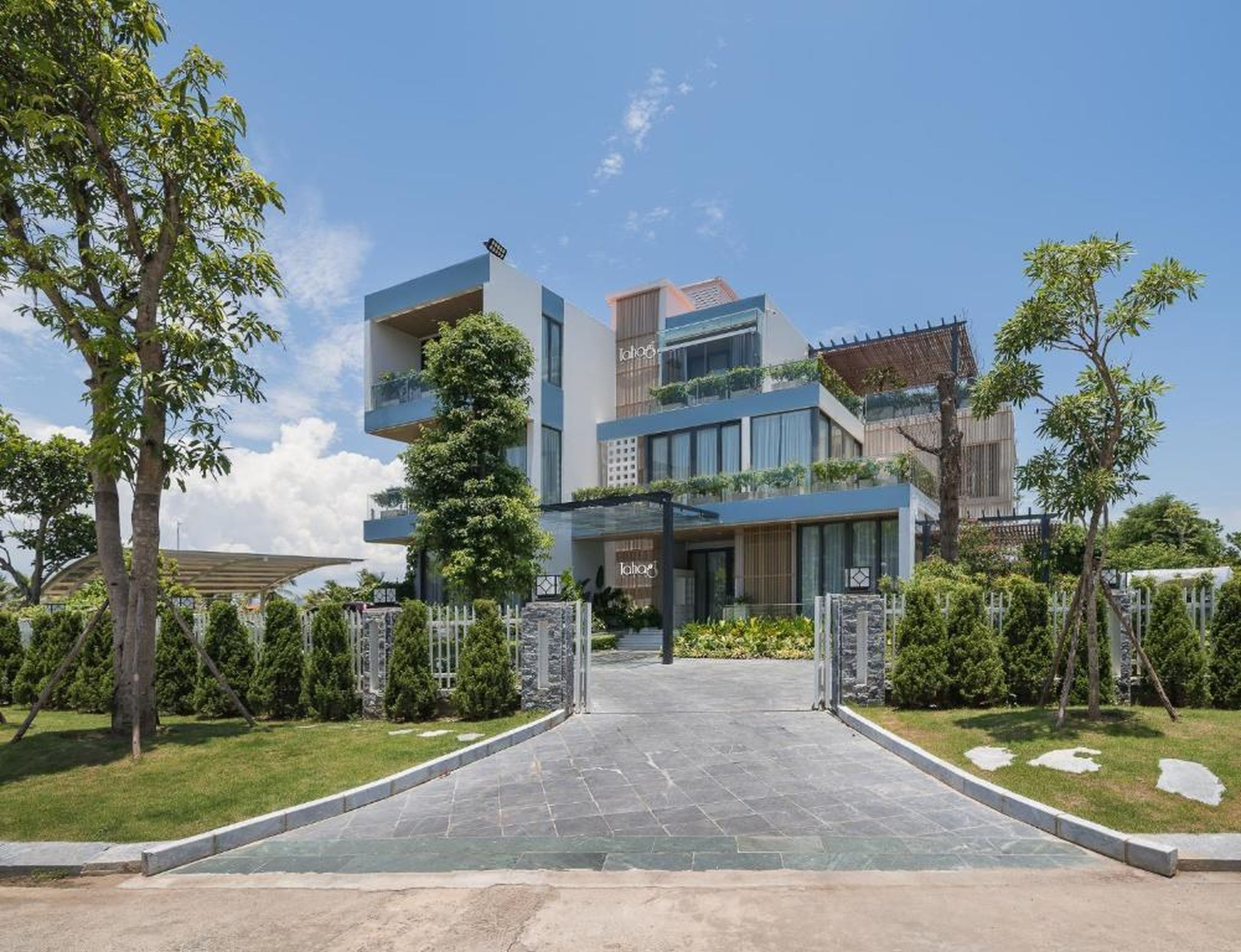 Tahagi Villa Tuan Chau Ha Long by HOFs - Hình 38