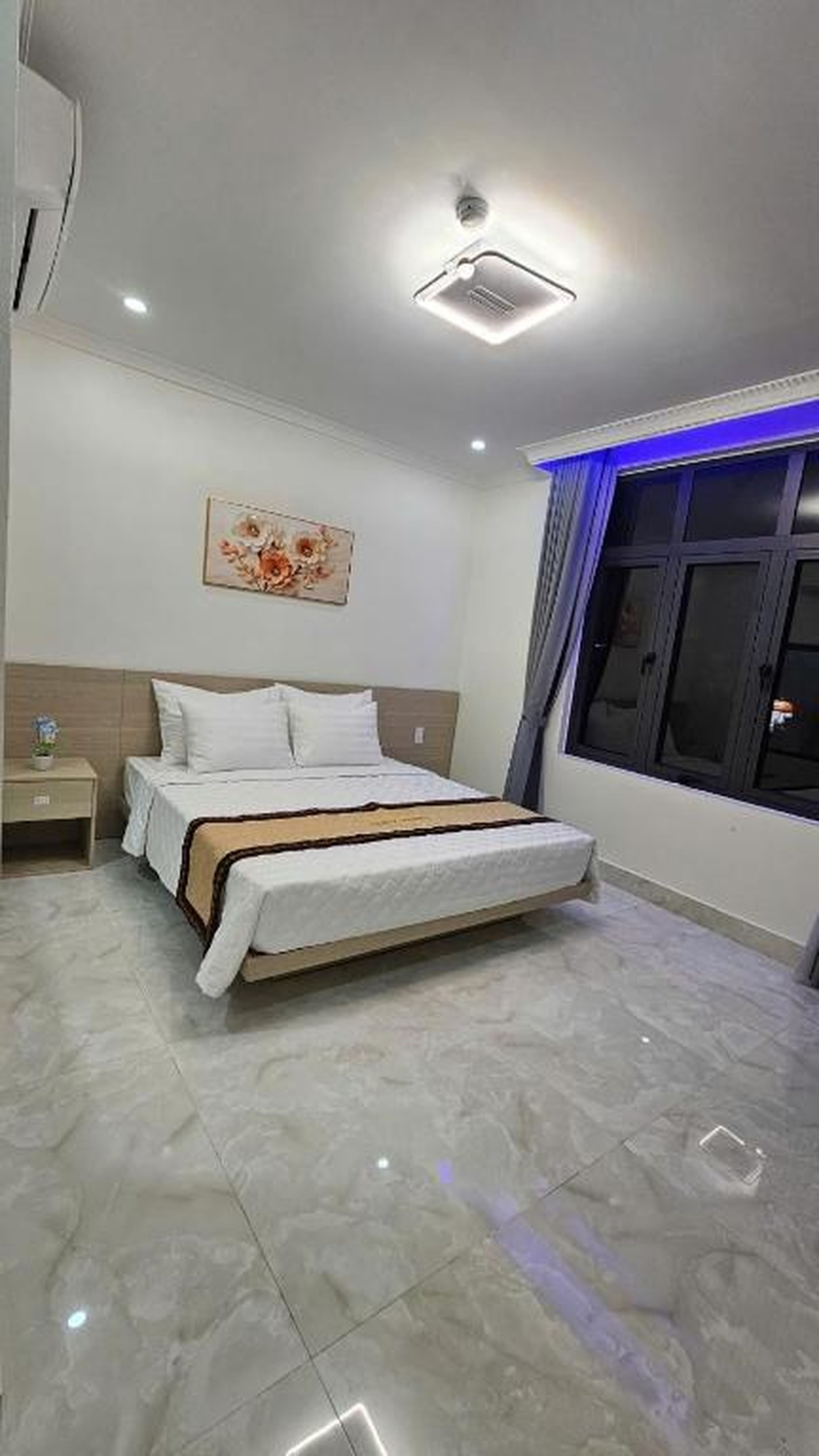 Lucky Hotel Uông Bí - Hình 24