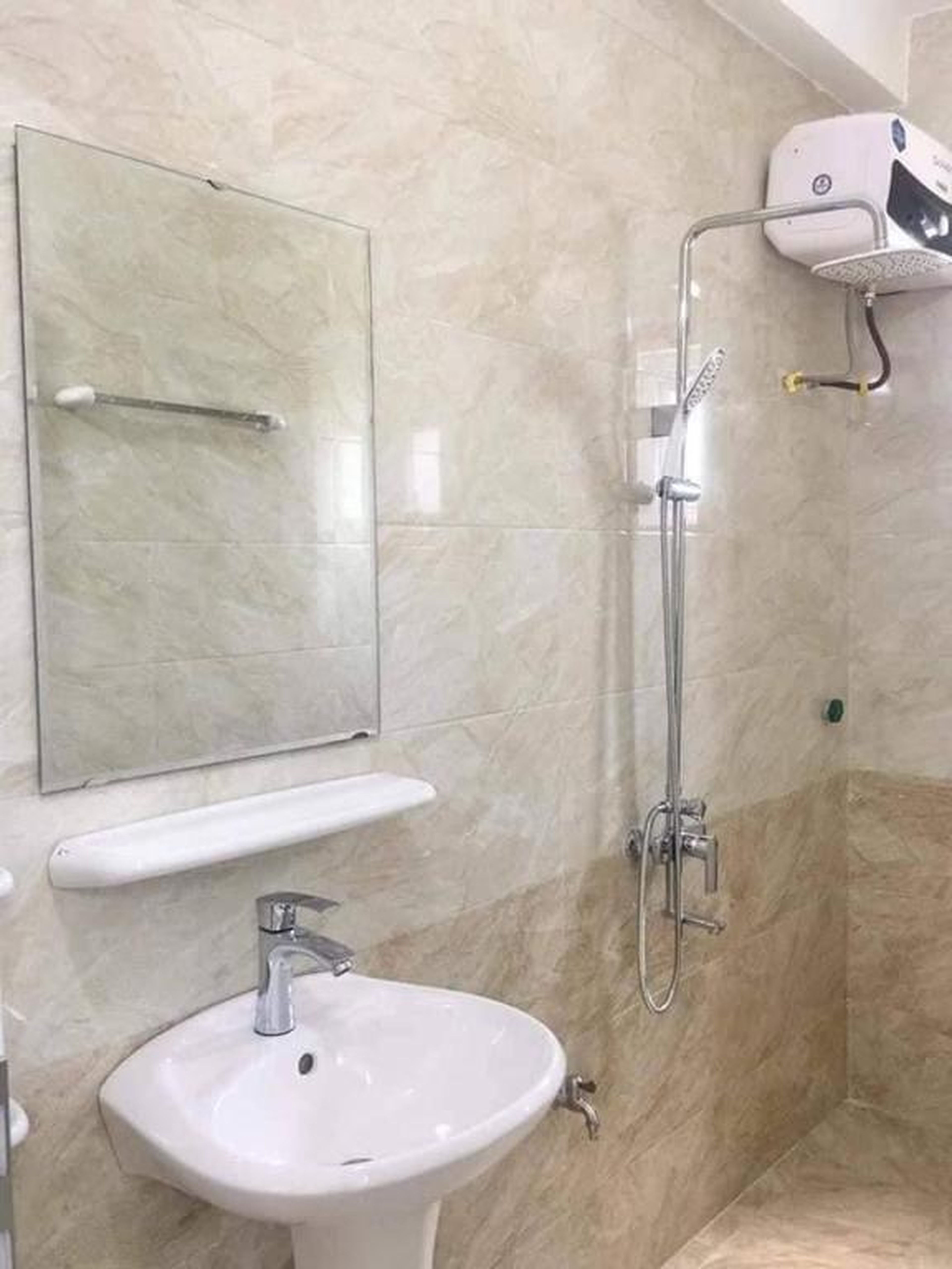 Nhà nghỉ Thanh Tặng - Sát biển Cái Chiên - Hình 2