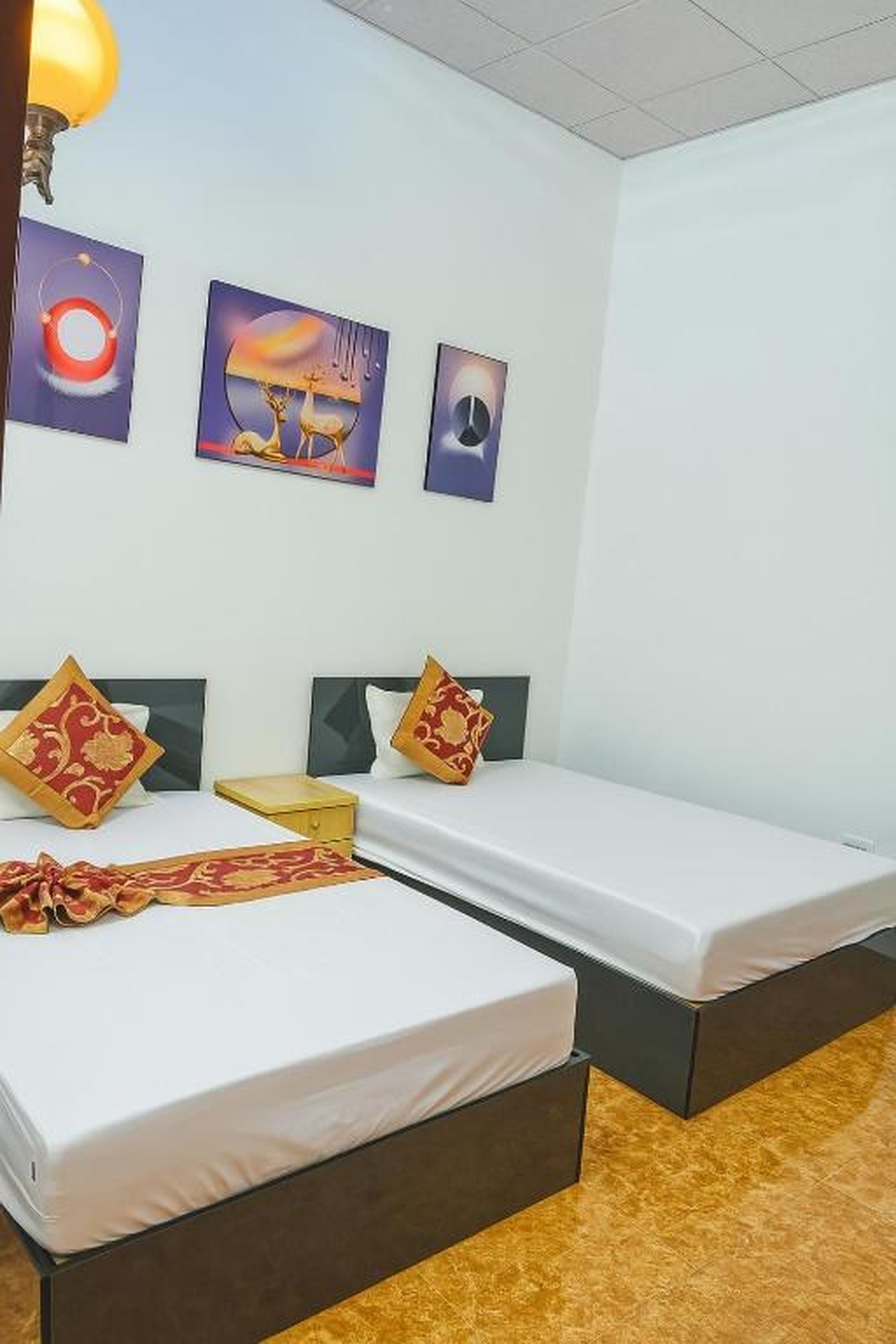 Hồng Trà Hotel Quảng Ninh - Hình 3
