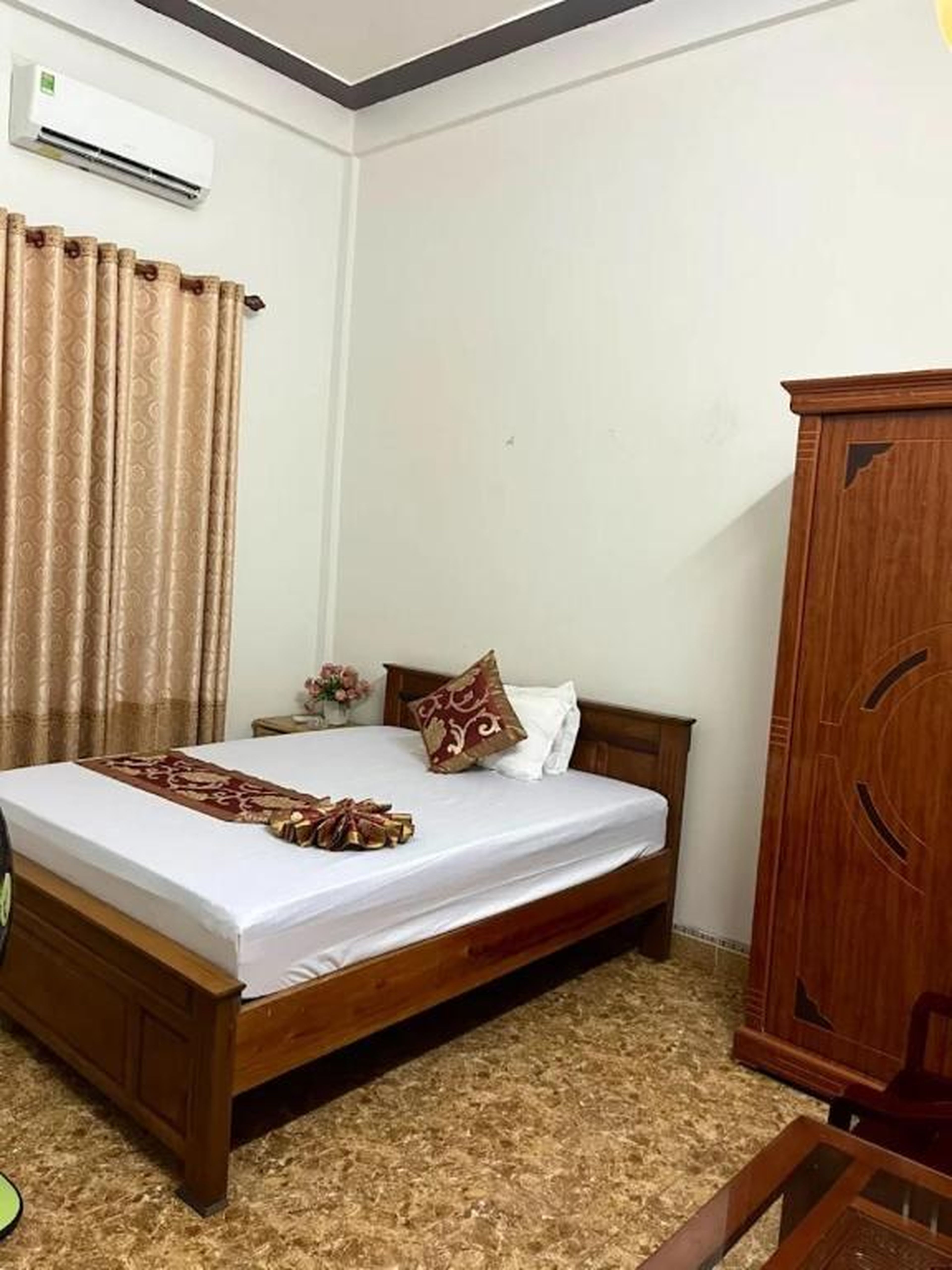 Hồng Trà Hotel Quảng Ninh - Hình 10