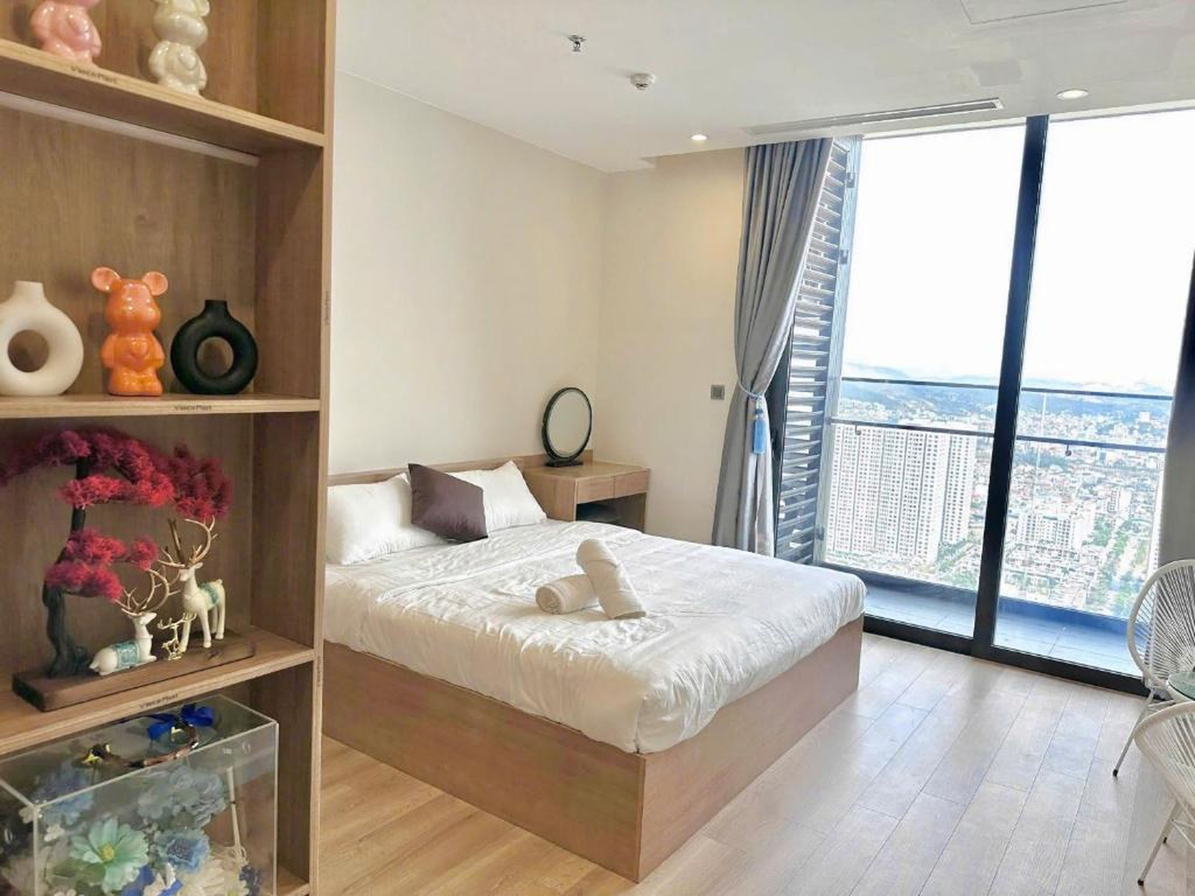 Asahi Luxstay - ICON40 Ha Long 2BR Luxury Apartment - Hình 10