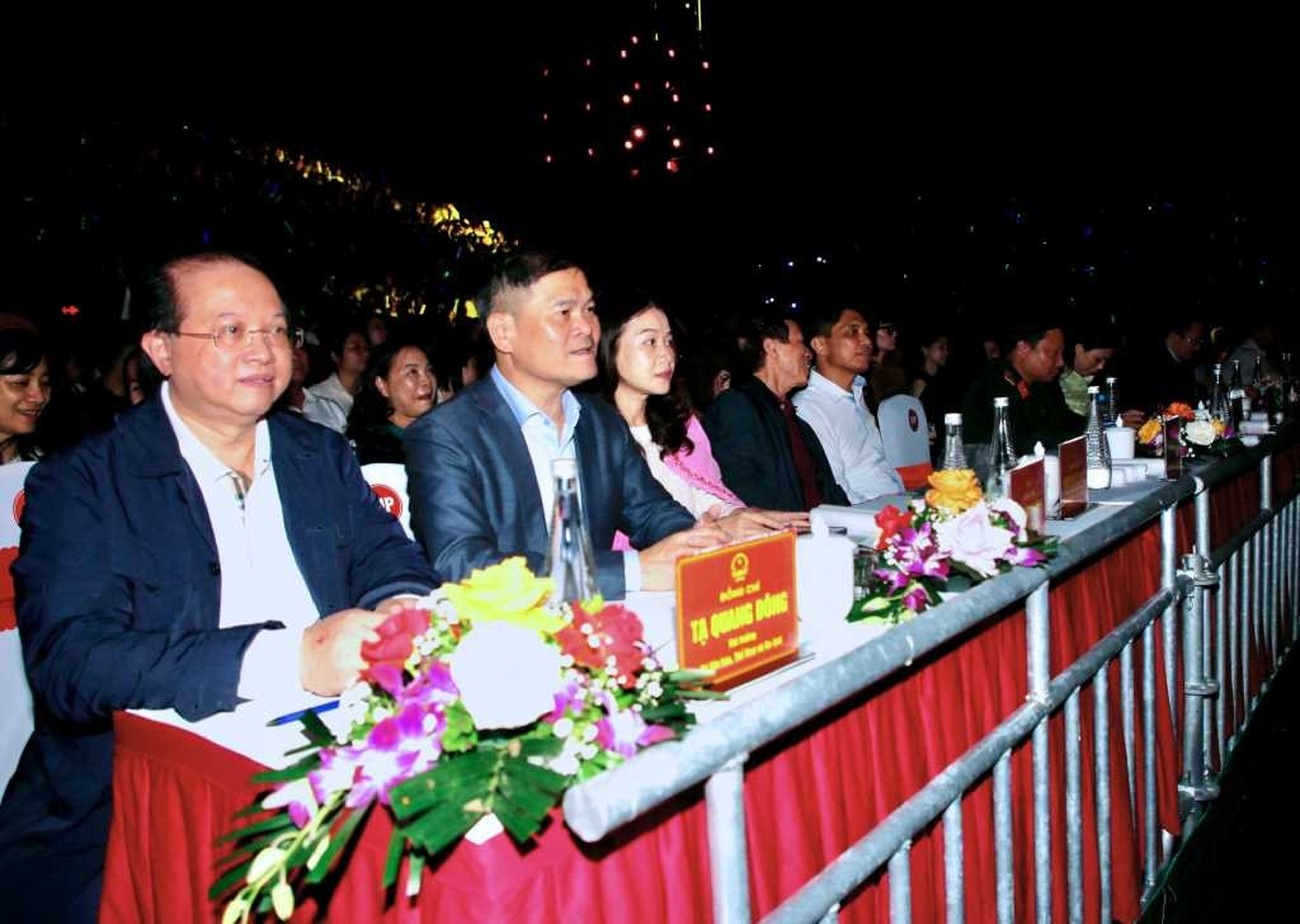 Concert “Quảng Ninh - Đất mỏ anh hùng” - Lời tri ân đầy cảm xúc dành tặng các thế hệ công nhân ngành Than - Hình 1