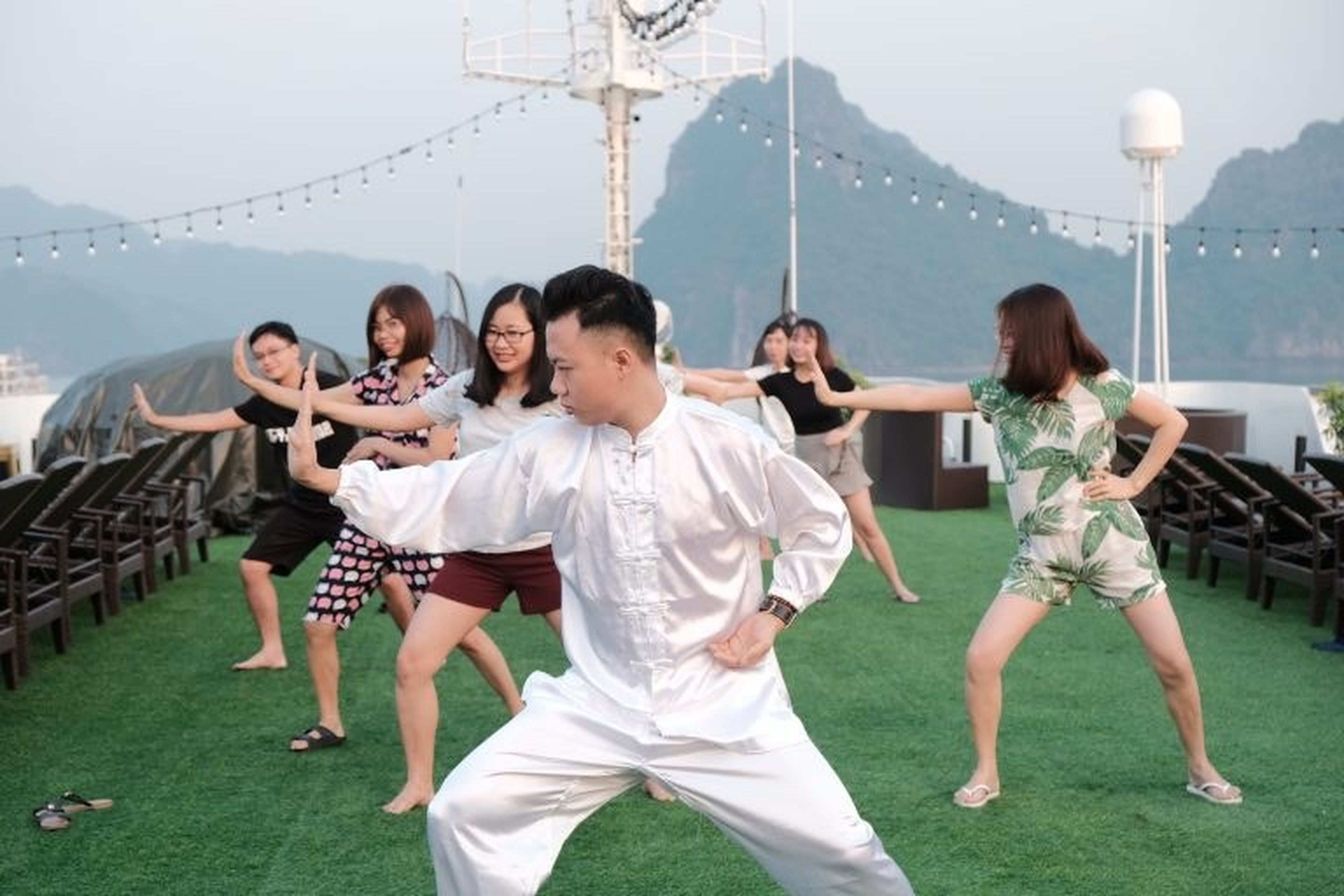 2D1N Ha Long Tour: A Luxurious Experience on the 5-Star Dora Cruise - Hình 15