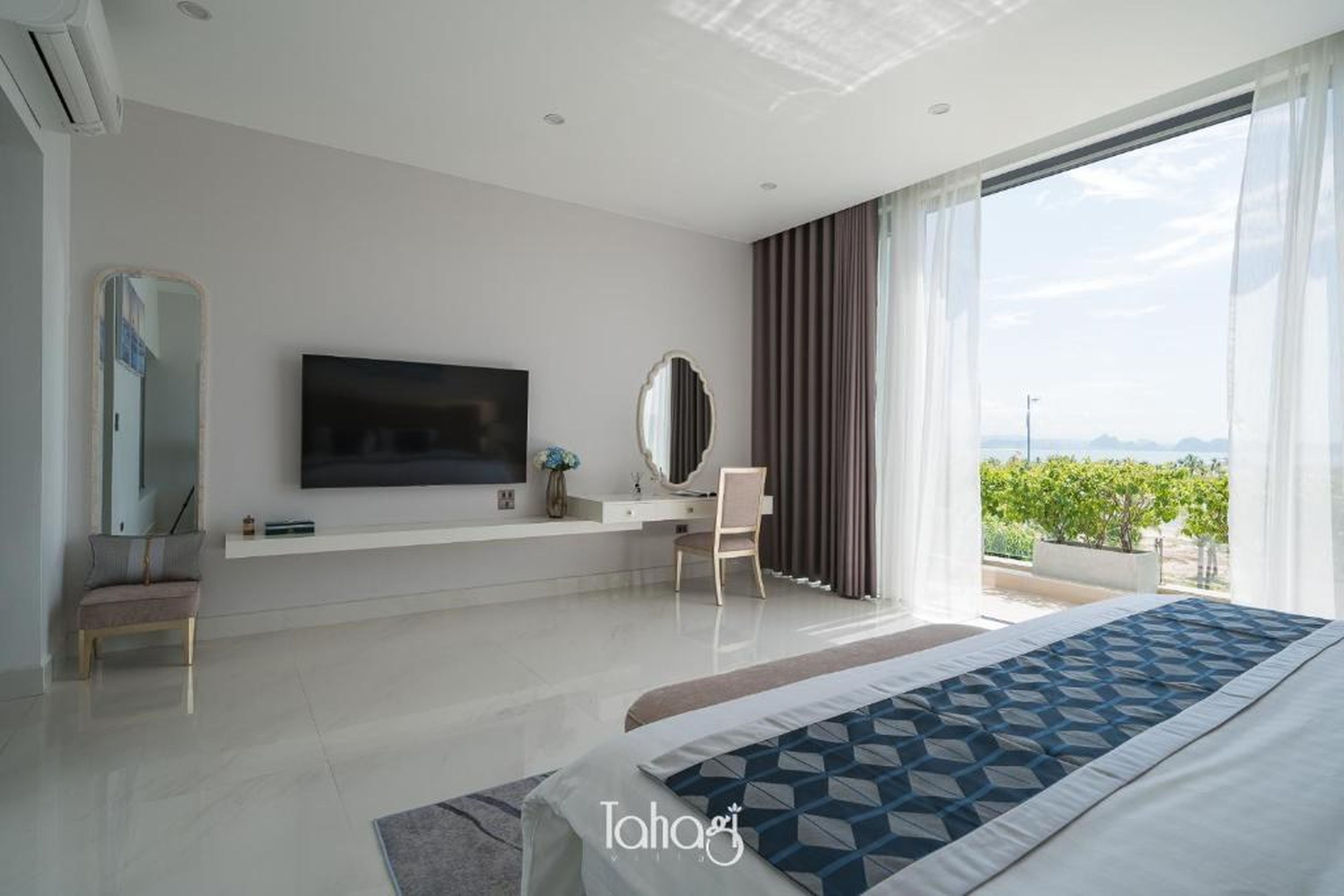 Tahagi Villa Tuan Chau Ha Long by HOFs - Hình 45