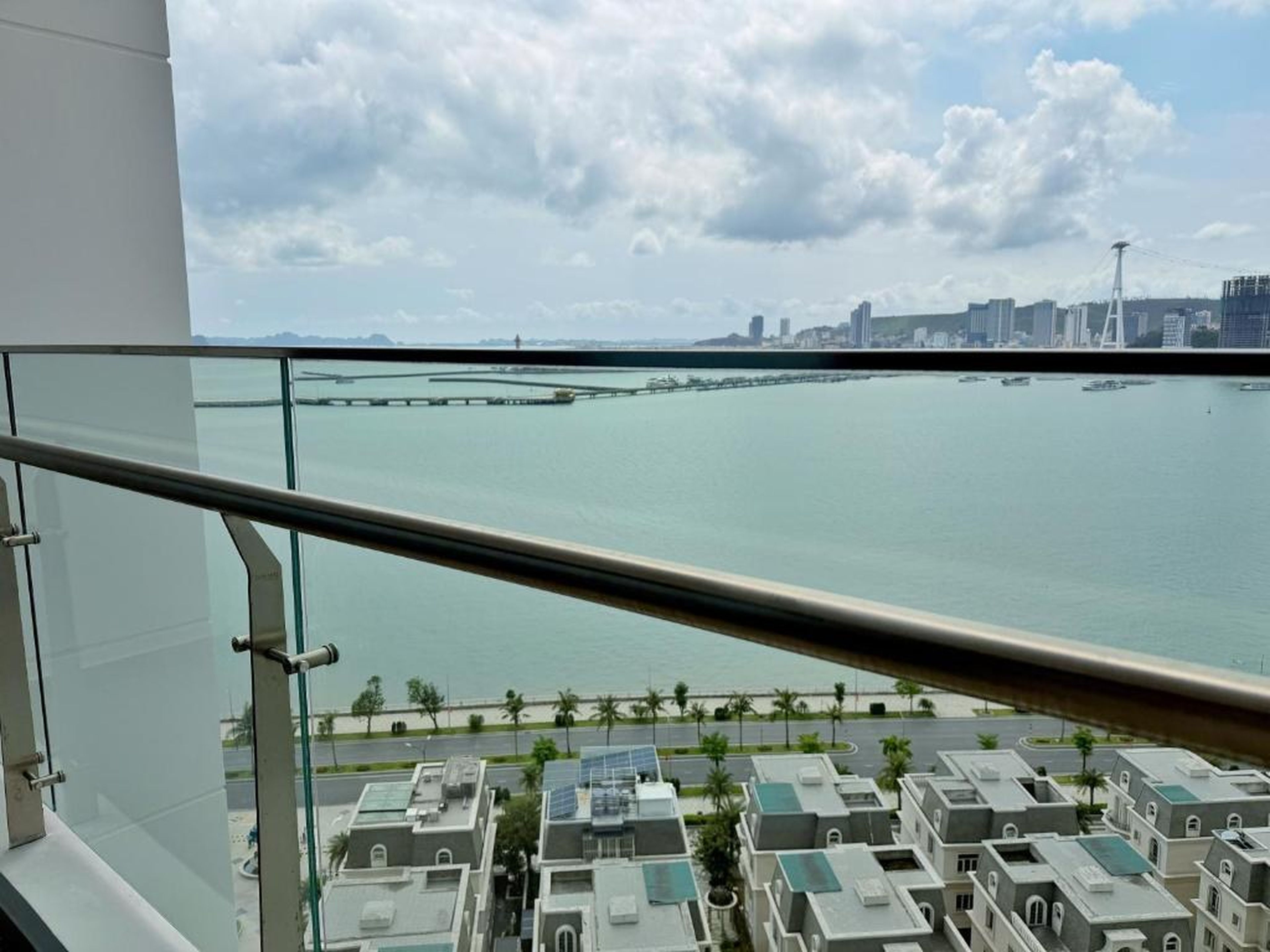 Homestay Sapphire S2 Ha Long - Sea View - Hình 29