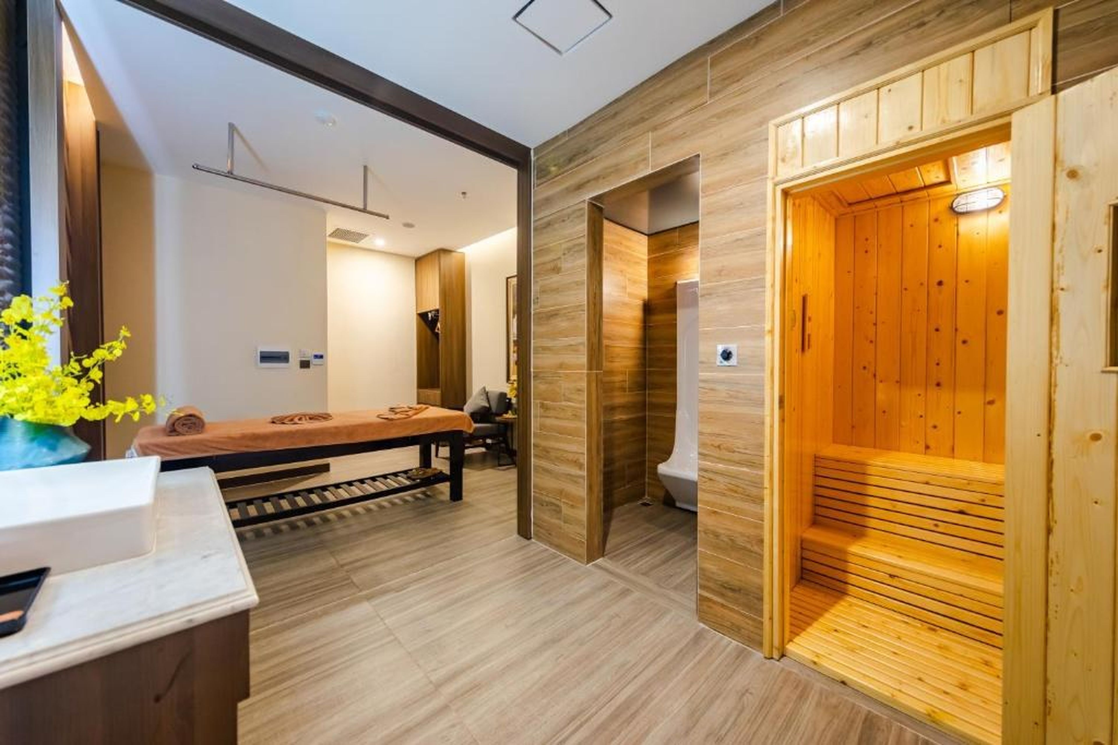 Muong Thanh Luxury Ha Long Centre Hotel - Hình 50