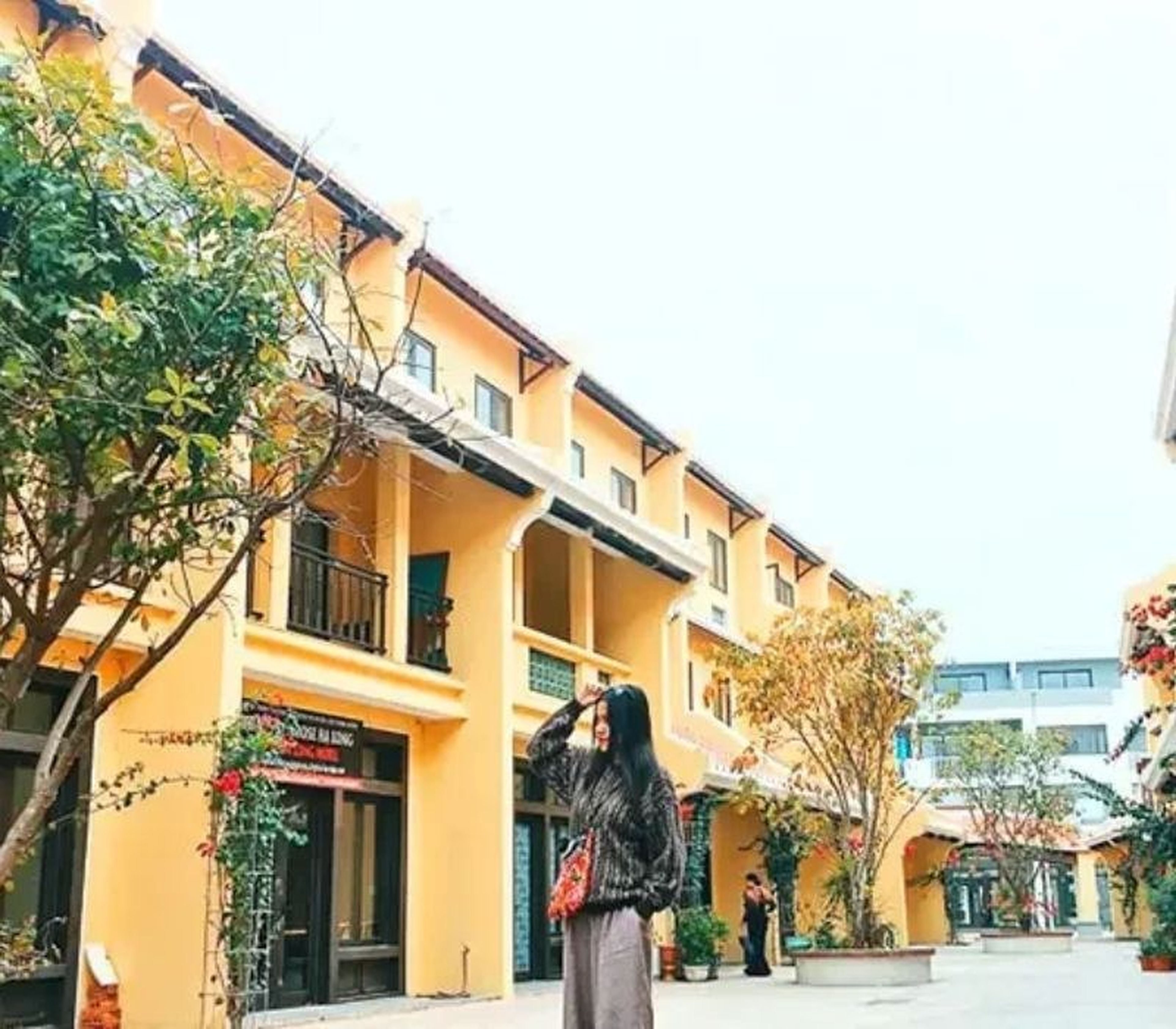 Khám phá nét đẹp hoài niệm tại phố cổ Bãi Cháy - Hình 5