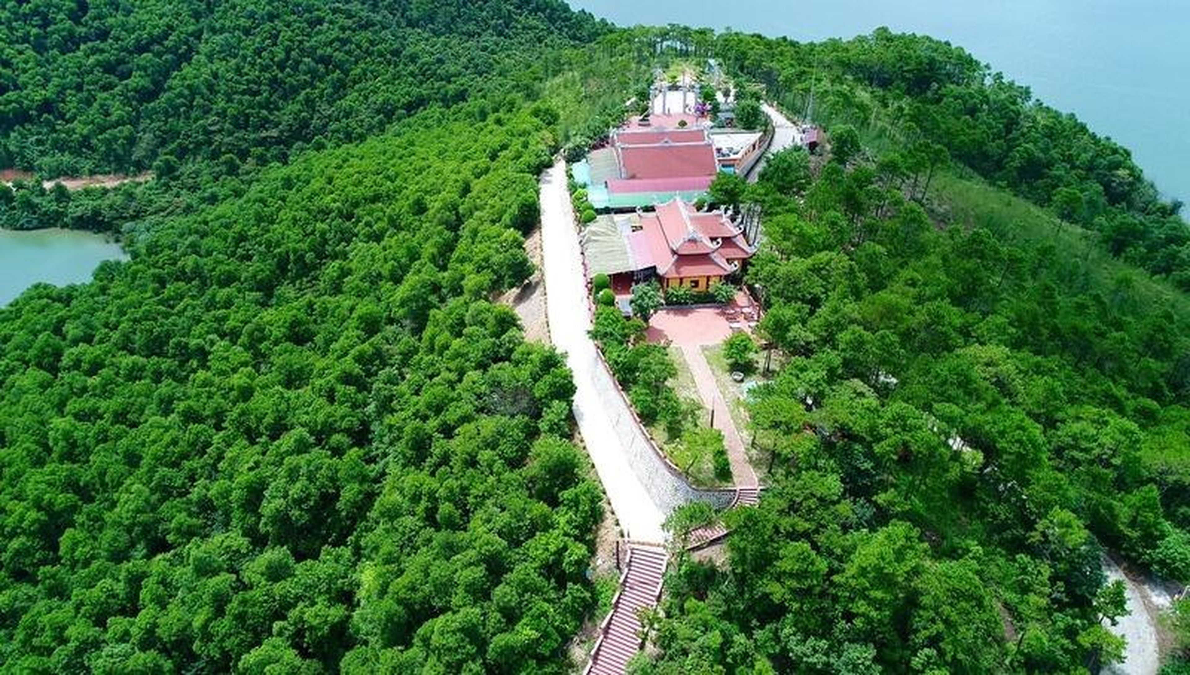 Đảo Thẻ Vàng Quảng Ninh một viên ngọc giữa Bái Tử Long - Hình 6