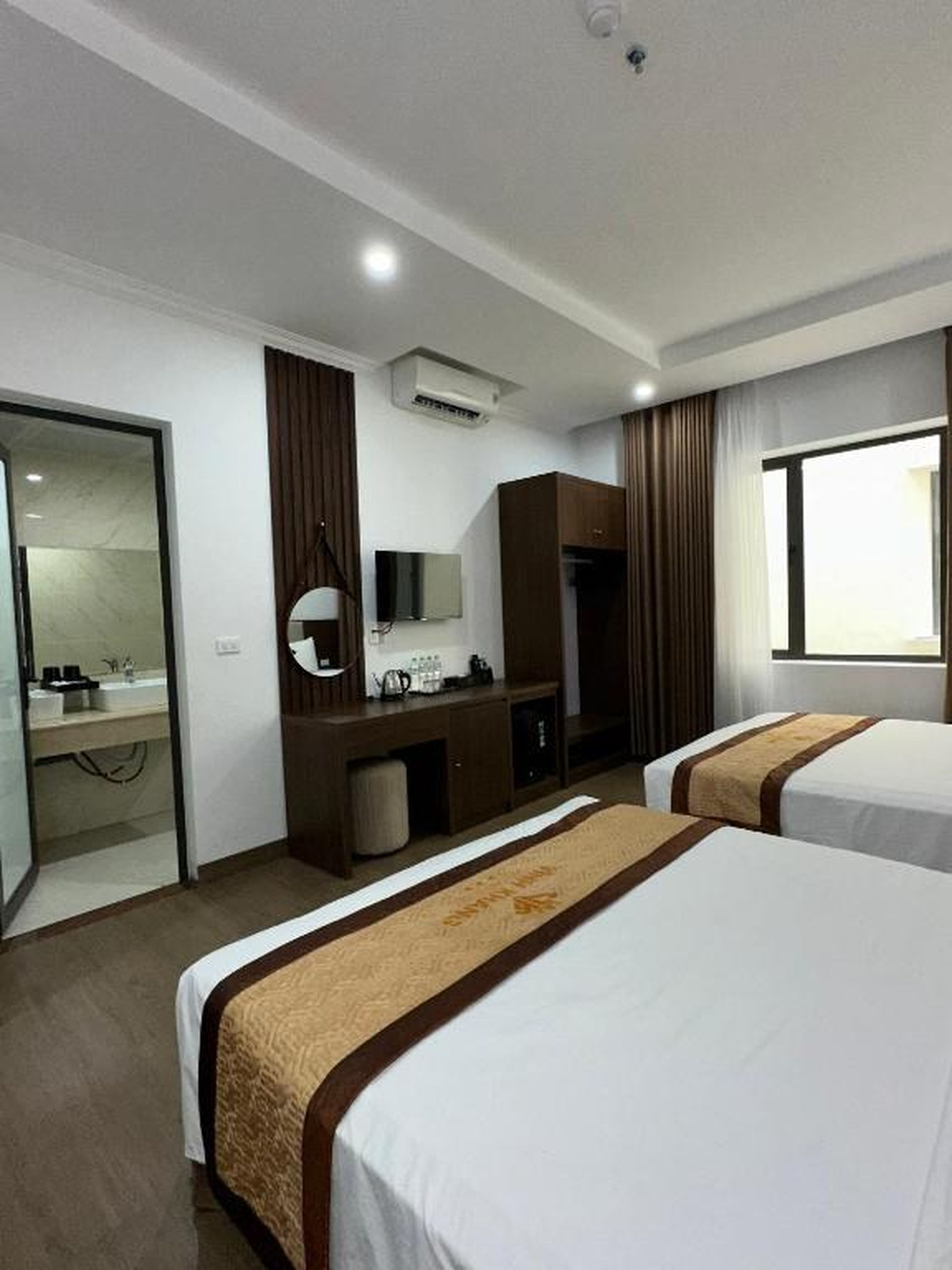 Vĩnh khang Hạ Long hotel - Hình 38