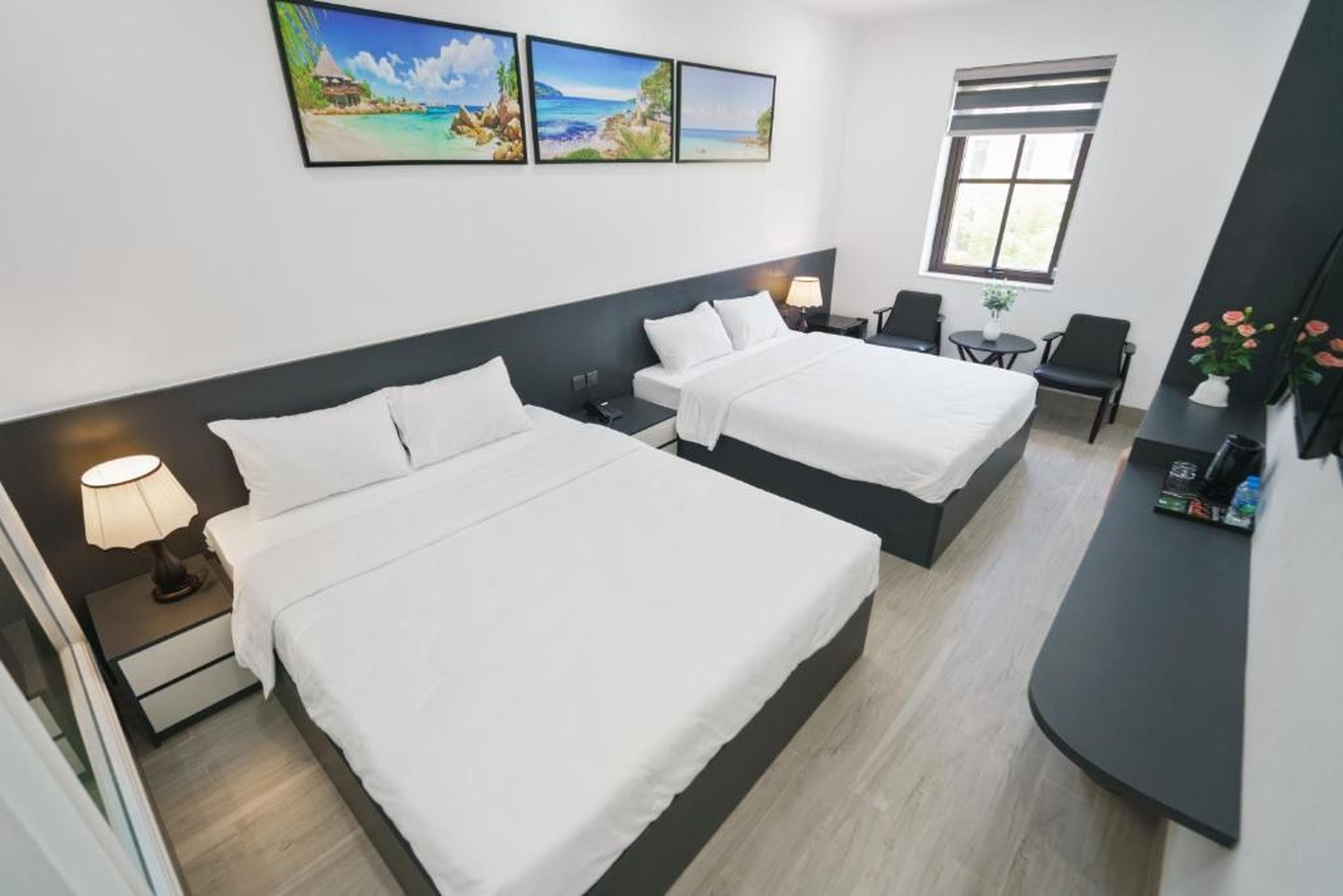 The Enchanted Ha Long Hotel - Bai Chay Beach - Hình 33