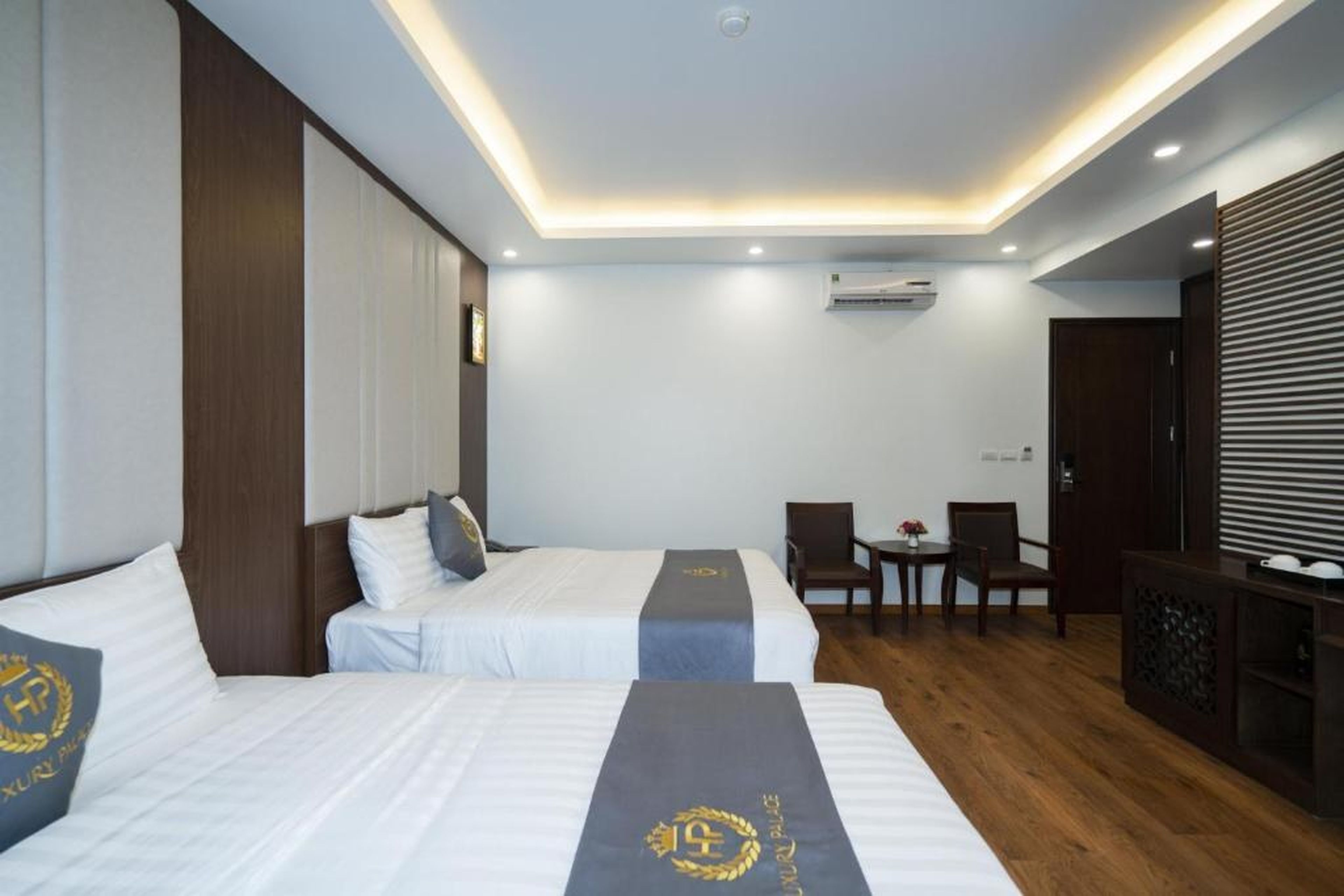 Luxury Palace Hotel - Hình 28