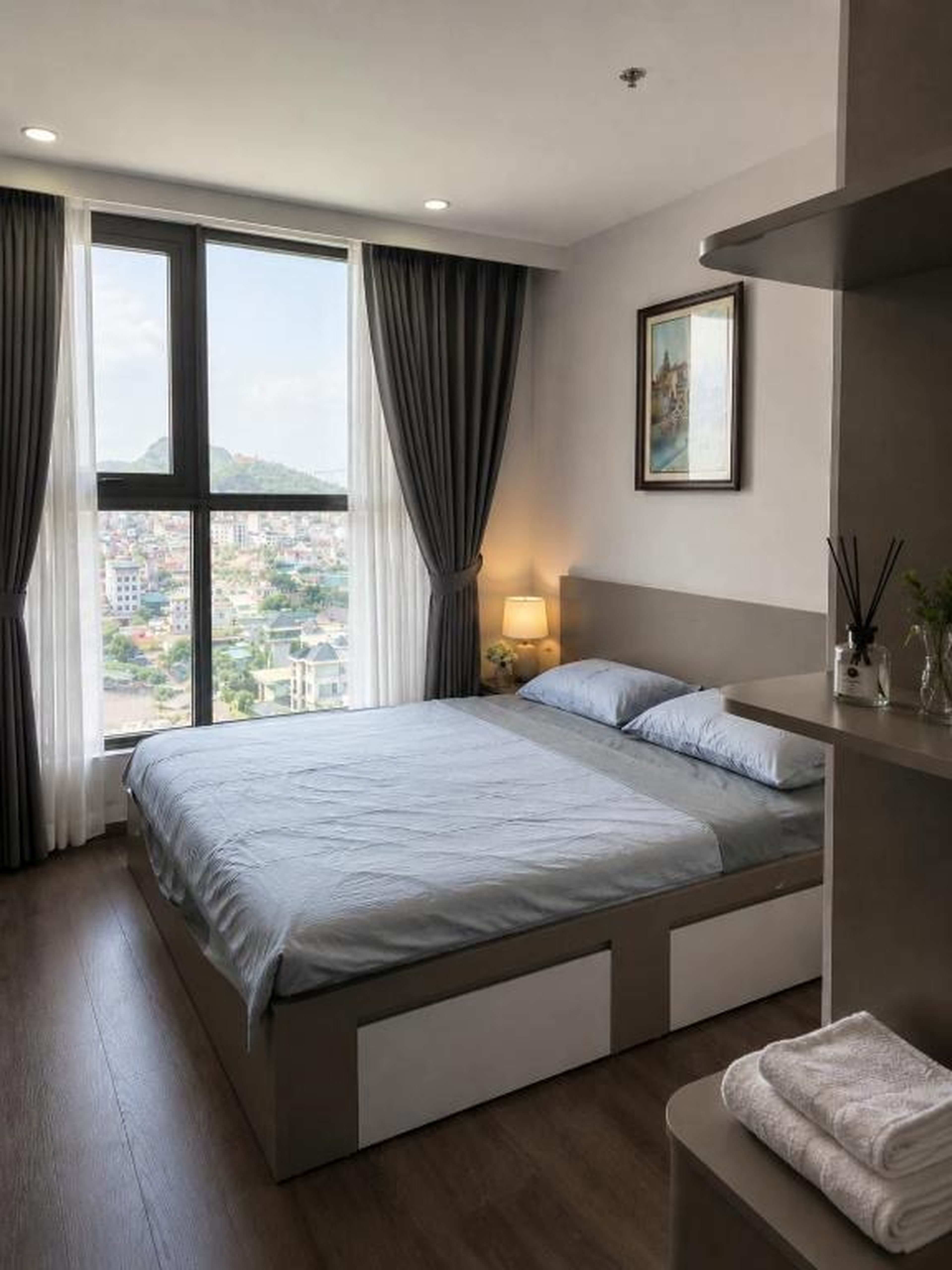 The Ruby Hạ Long - Bay & Skyline View 2BR Apartment - Hình 2