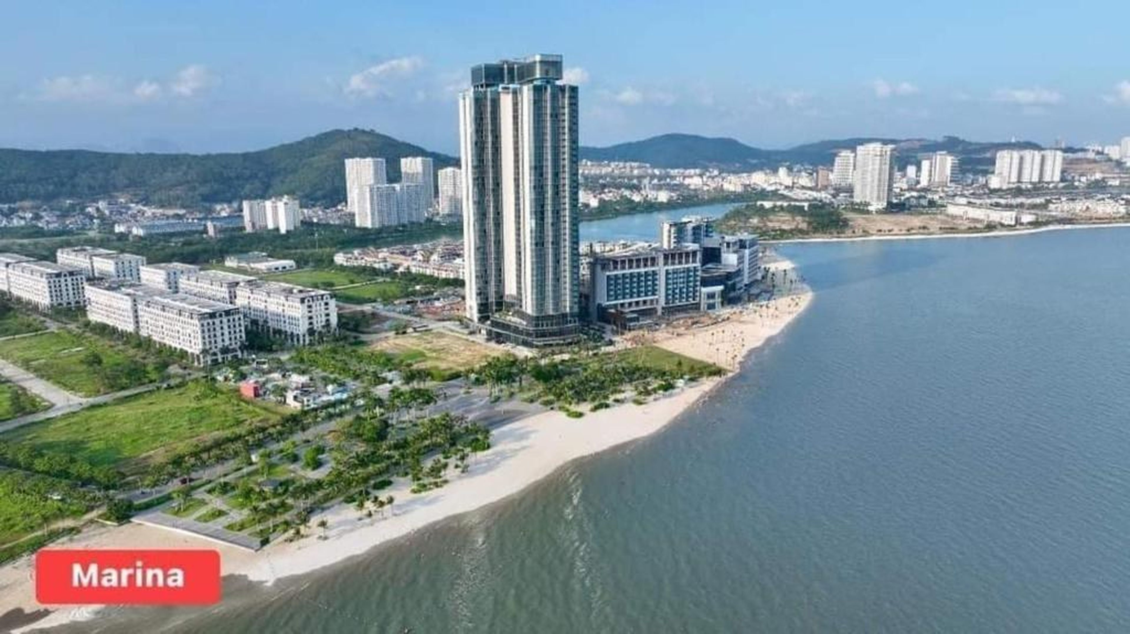 A La Carte Ha Long Bay - Sea View Apartment - Hình 8