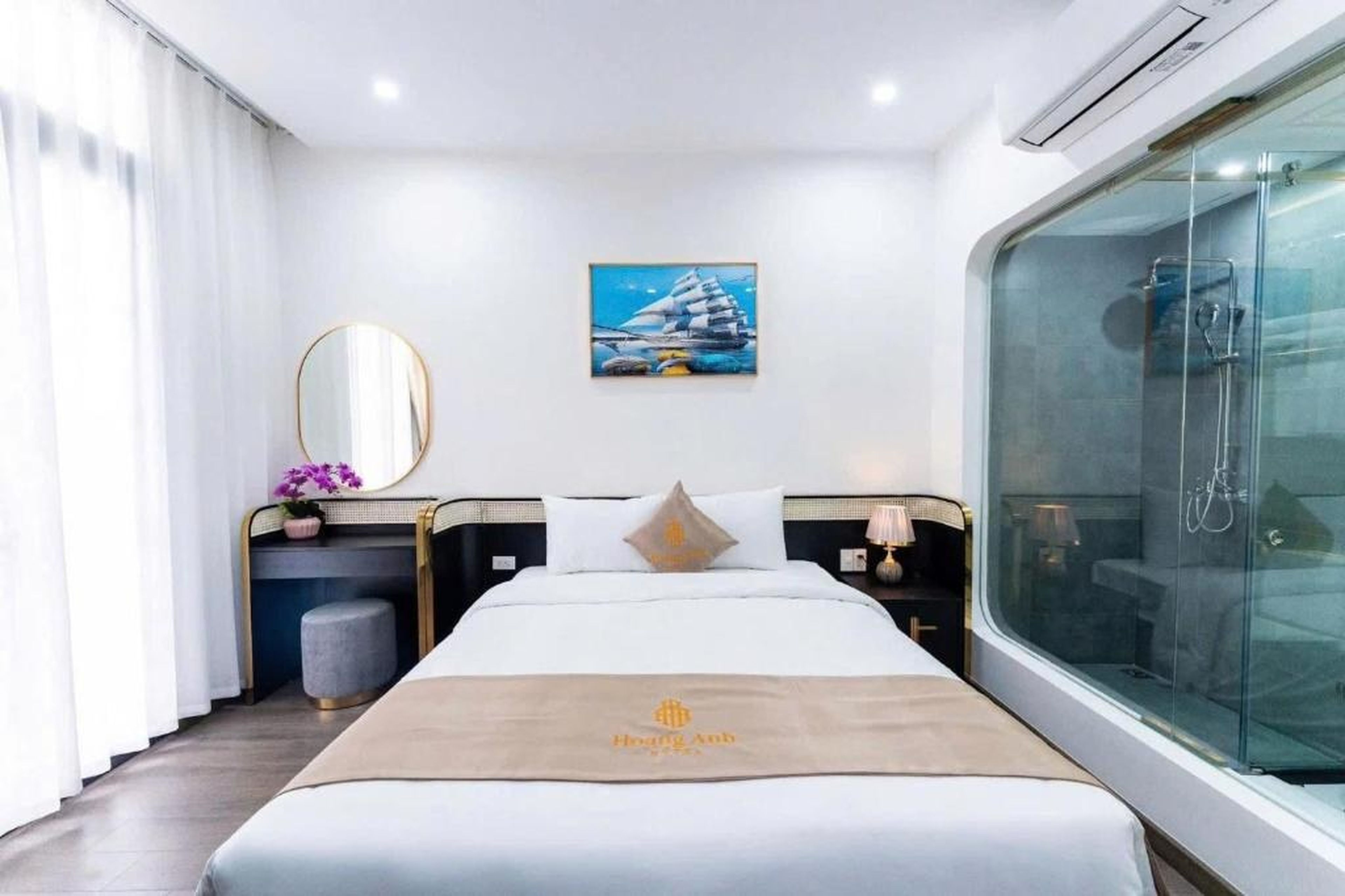 HA Hạ Long Hotel - Hình 11