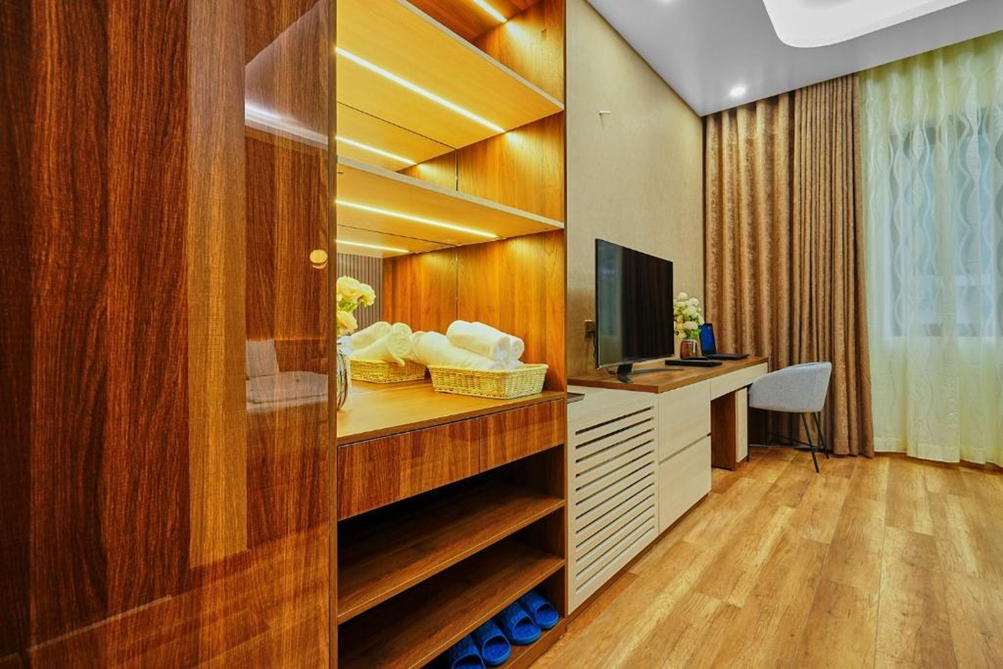 BBQ Hostel Ha Long 2 - Hình 40