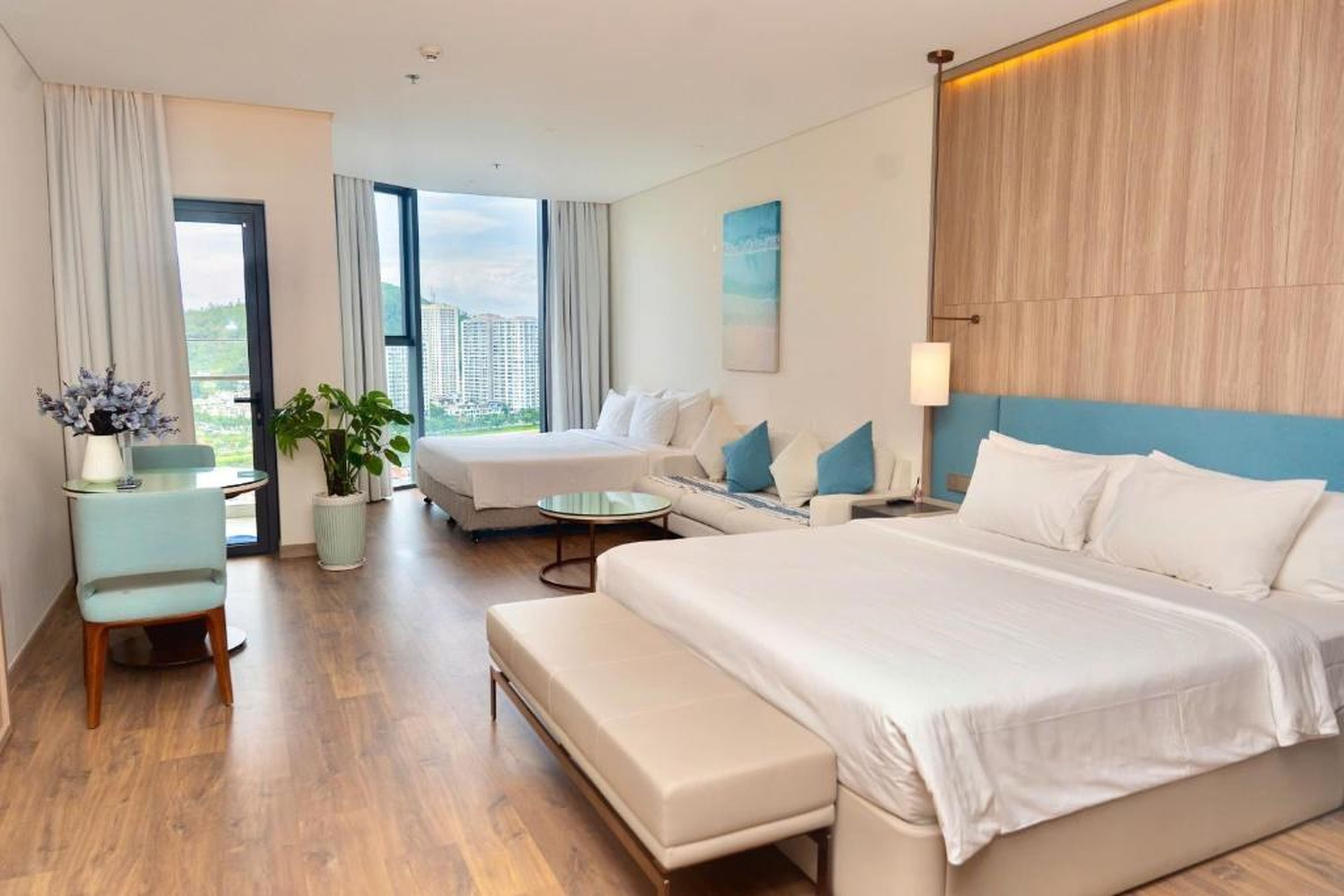 A La Carte Ha long Bay Apartment By JUNHOME - Hình 43