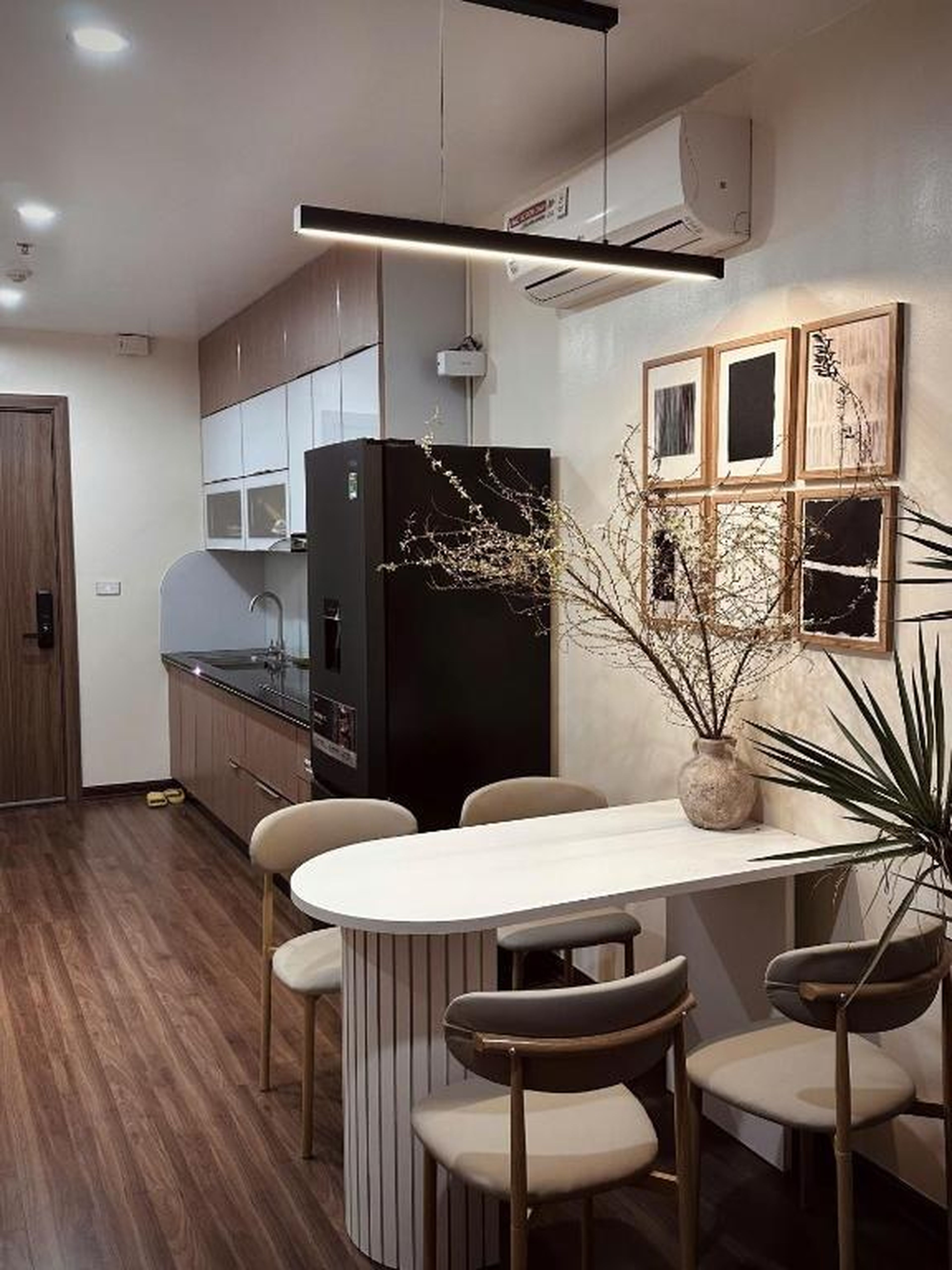 Apartment on 20th & 31st floor, Bai Chay Bridge & Ha Long Bay view - Hình 2