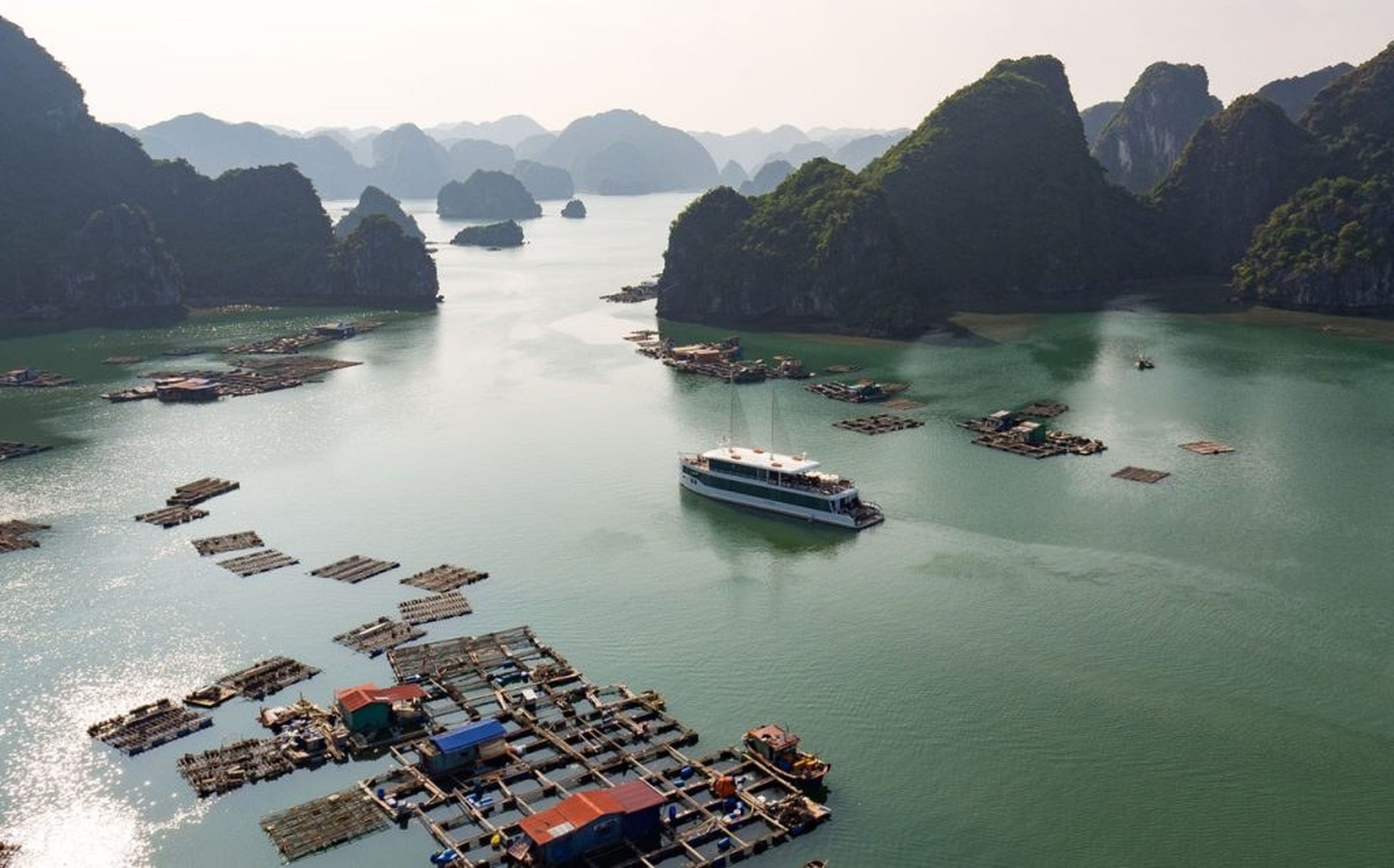Explore Ha Long Bay – Lan Ha Bay in One Day with Jade Sails Cruise - Hình 3