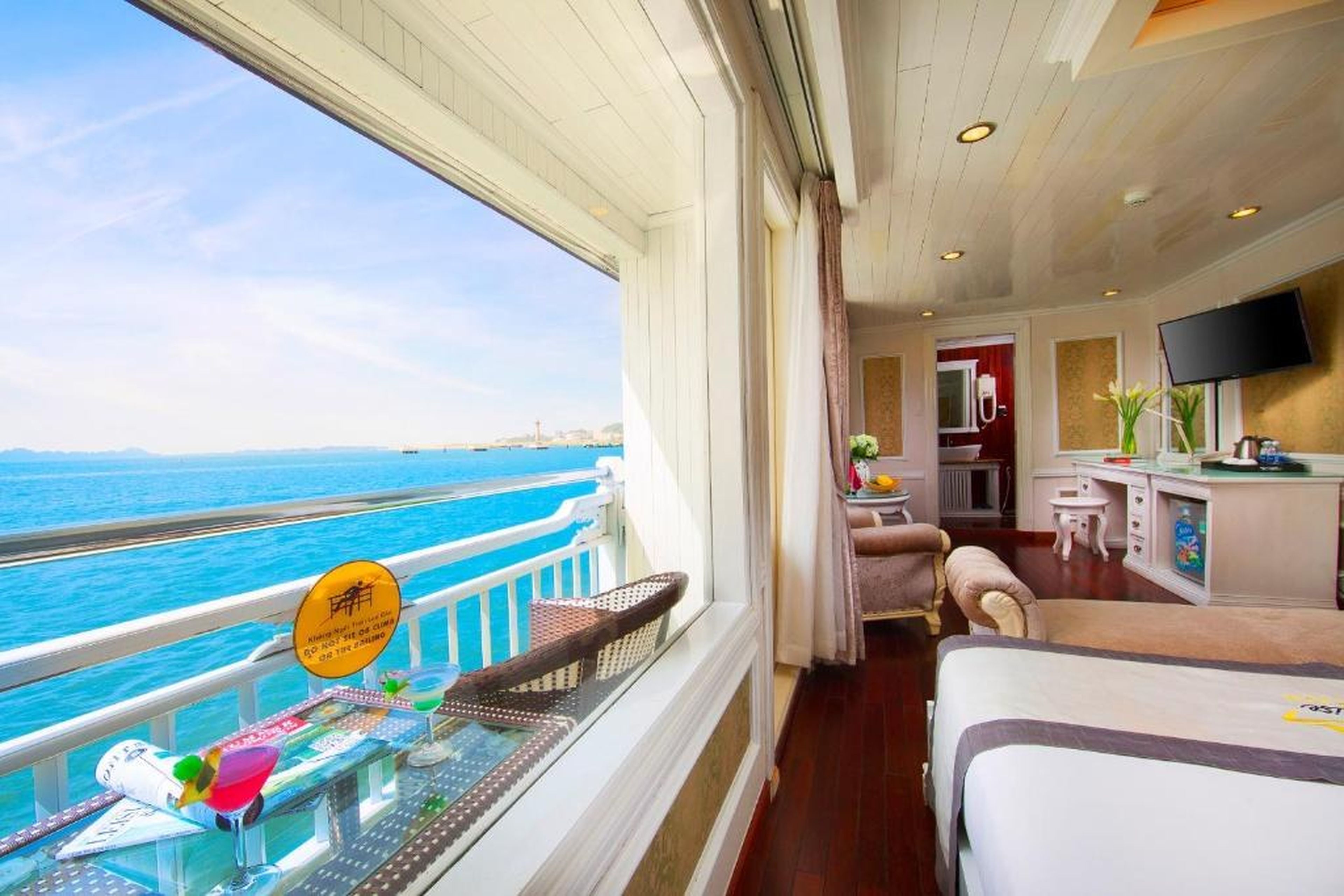 Halong & Bai Tu Long Cruises - Hình 23