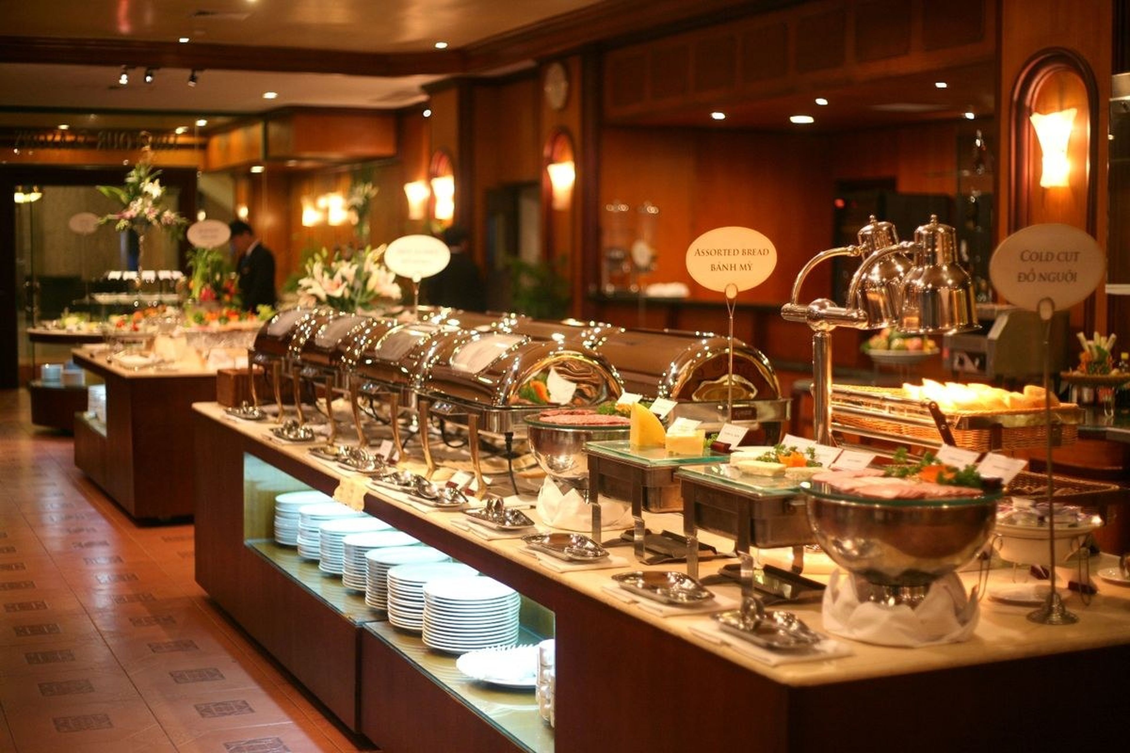 No nê với bữa tiệc buffet kết hợp món Á - Âu tại nhà hàng Four Seasons - Hình 5