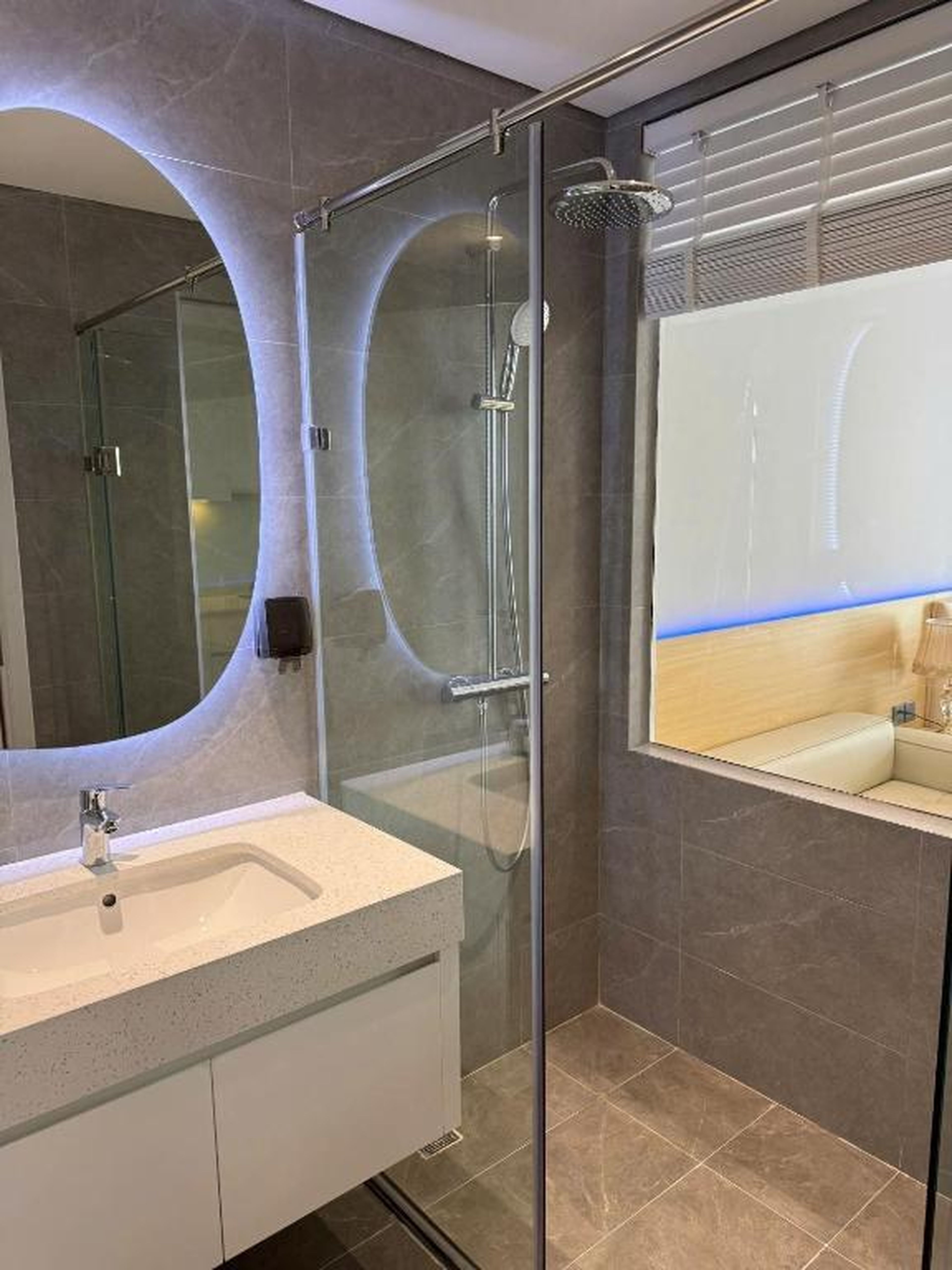 Oceanfront Apartment - Hình 4