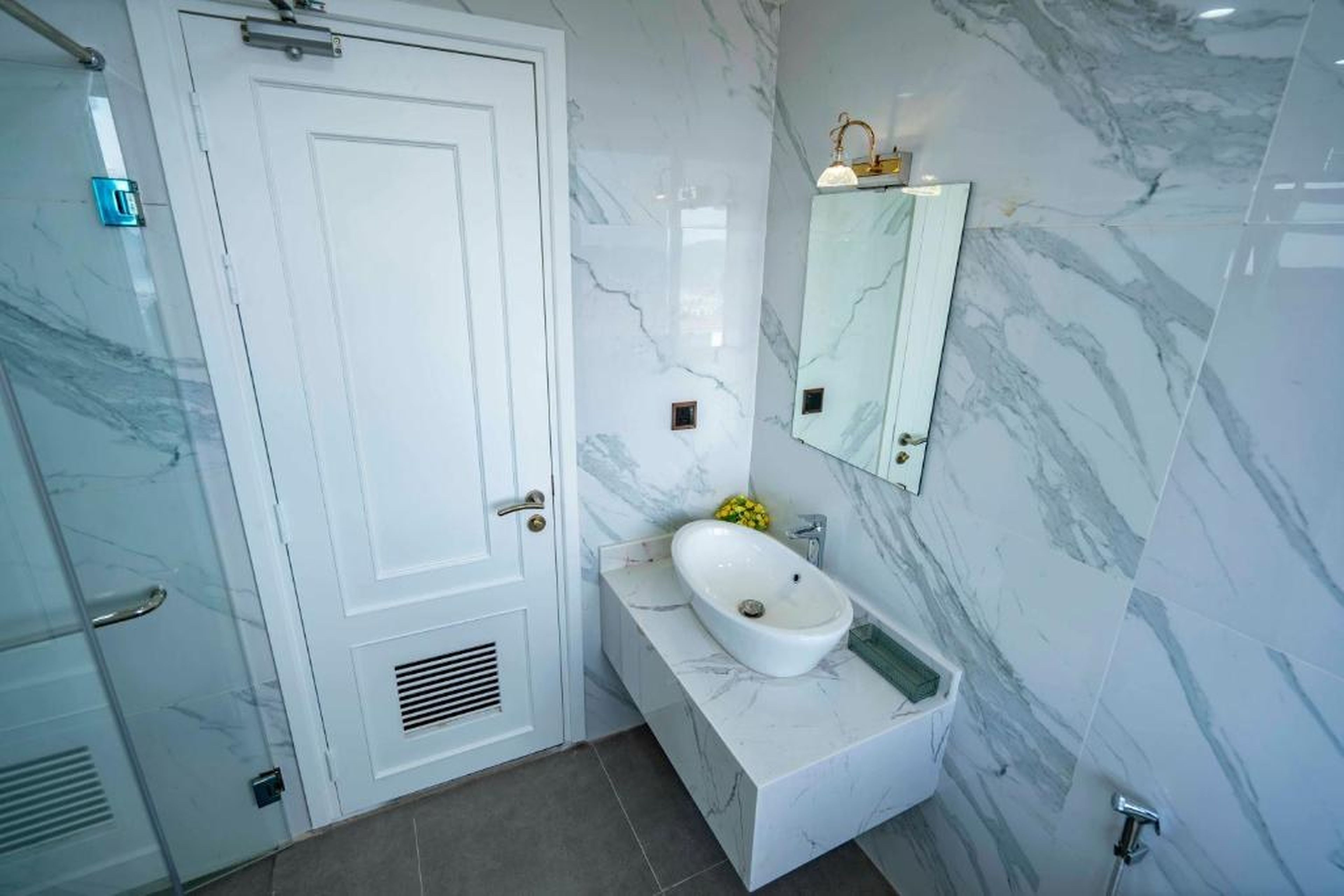 IDC White House Ha Long FLC Golf & Resort - Hình 29
