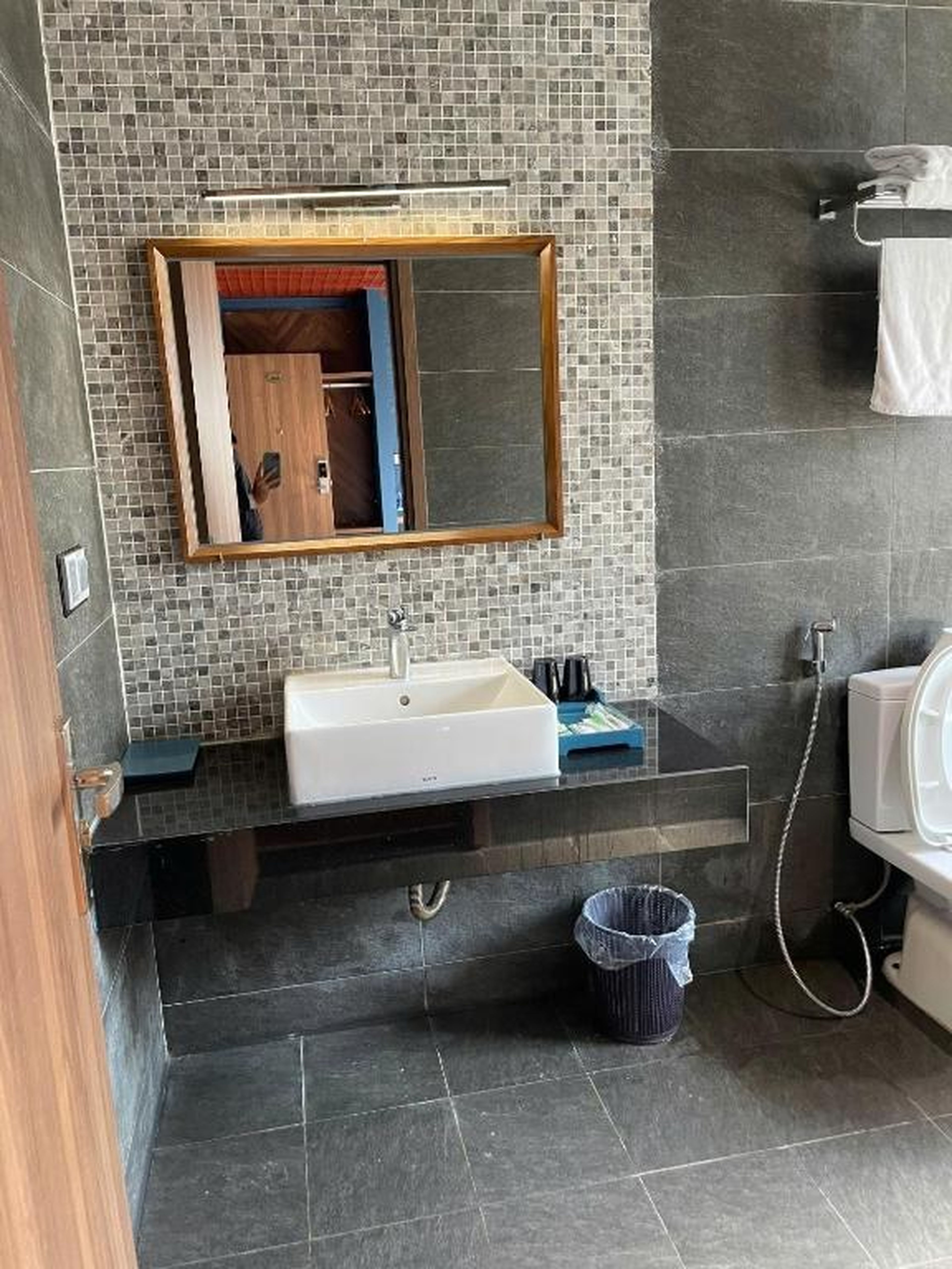 Ha Long ARISTO Hotel - Hình 25