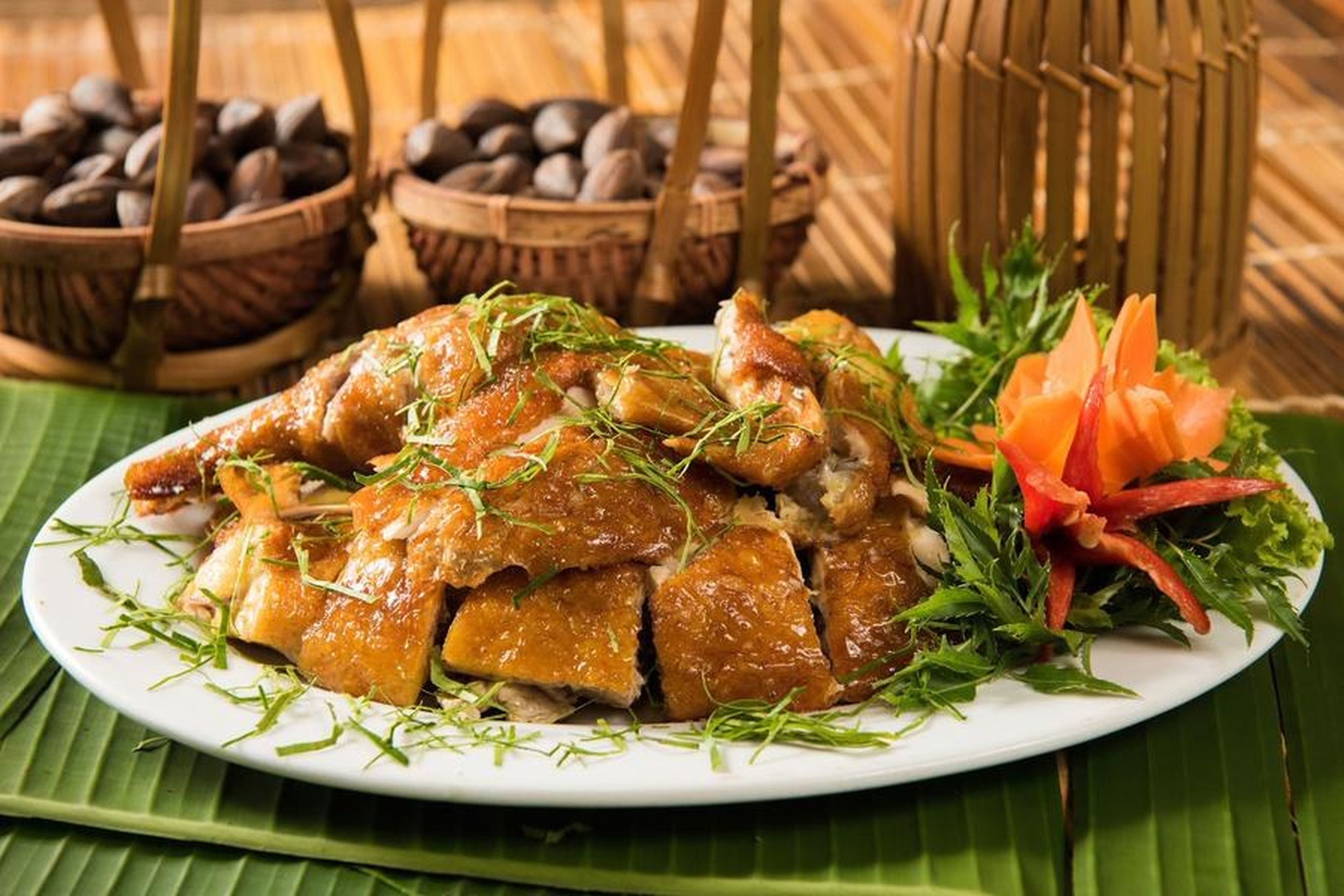 Visit Quang Ninh to Enjoy Delicious and Nutritious Tien Yen Chicken Hotpot Cooked with Rice Wine Lees - Hình 5