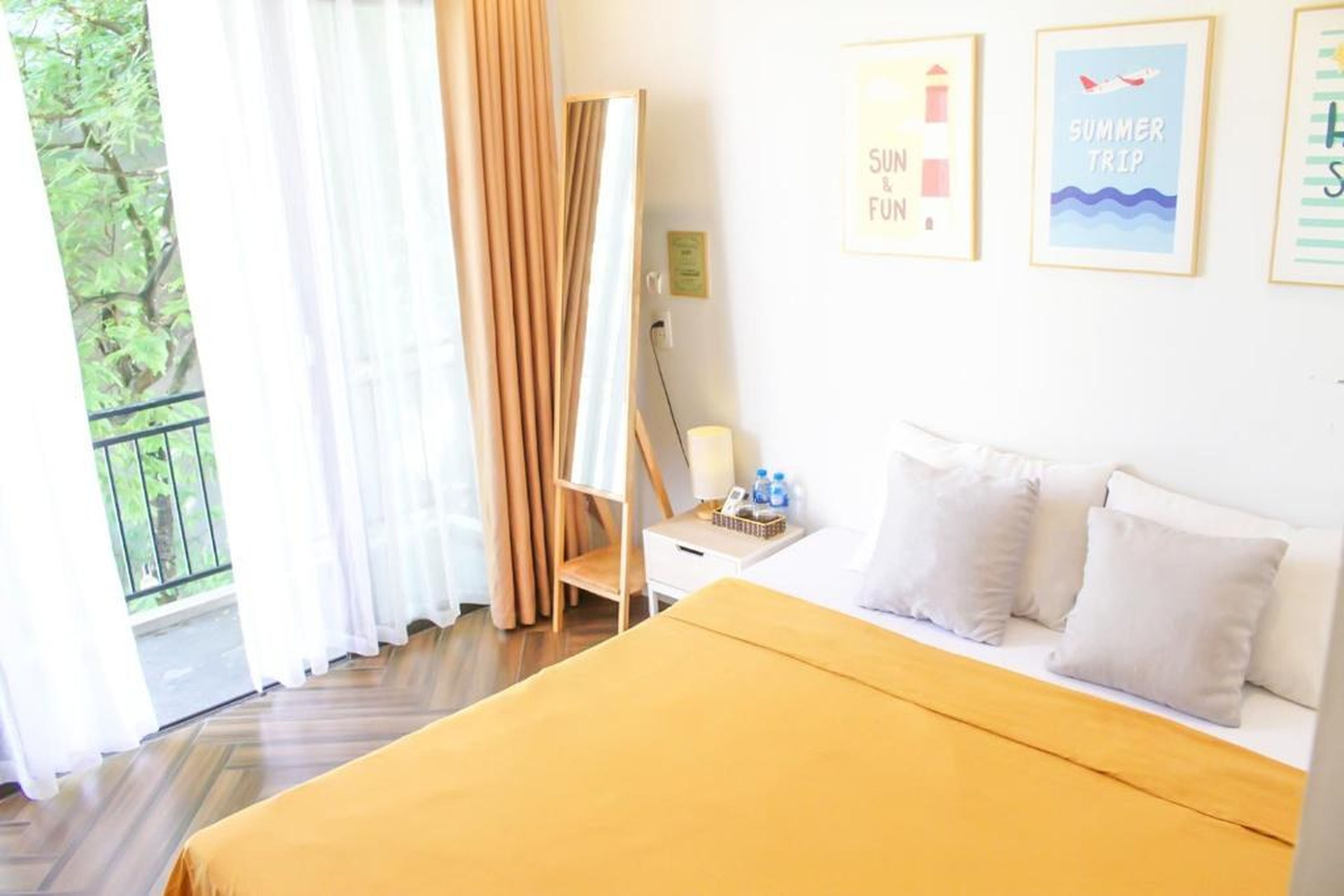 The Bay - Ha Long Homestay - Hình 21