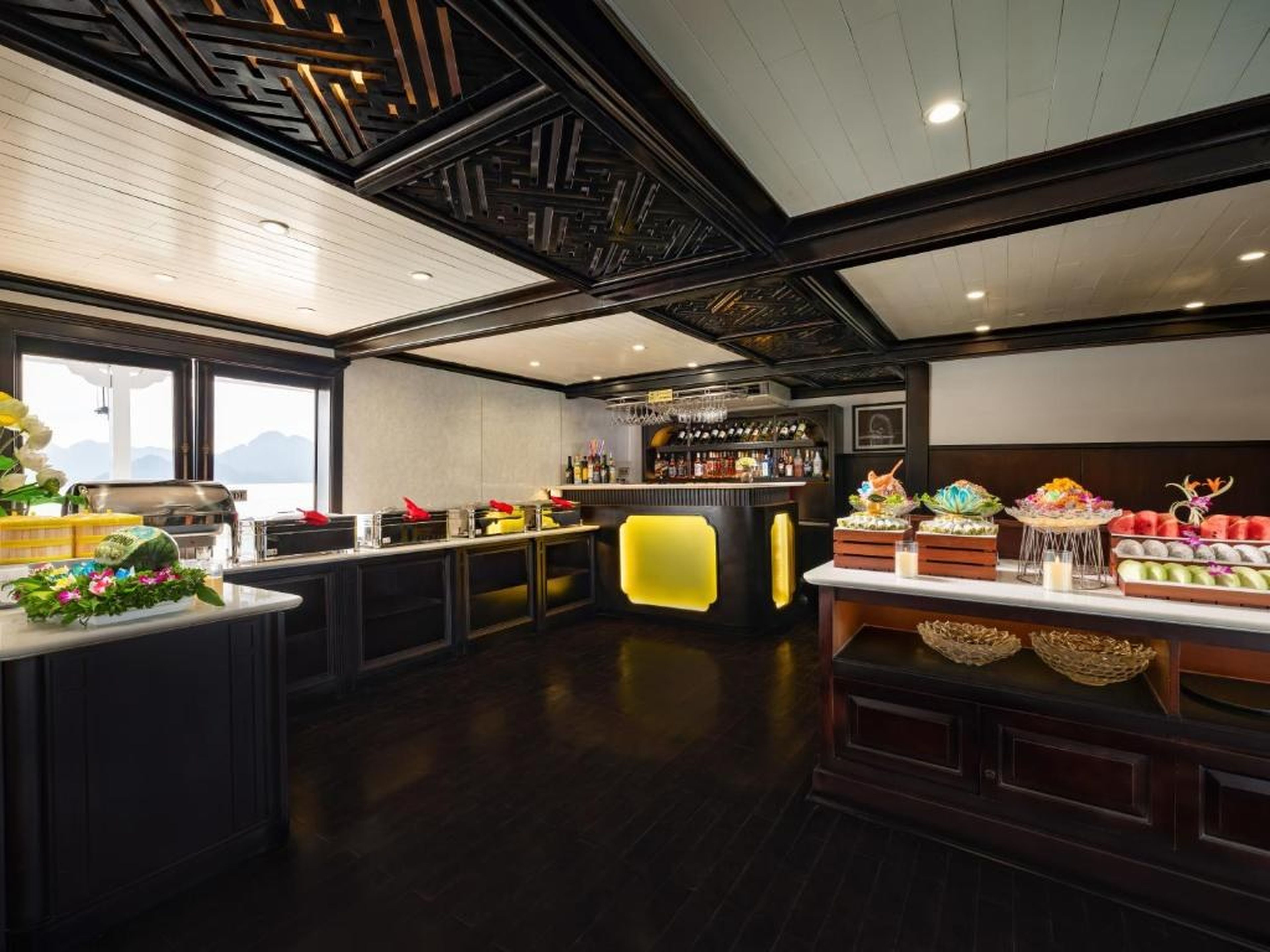 Cozy Bay Cruise - Hình 29