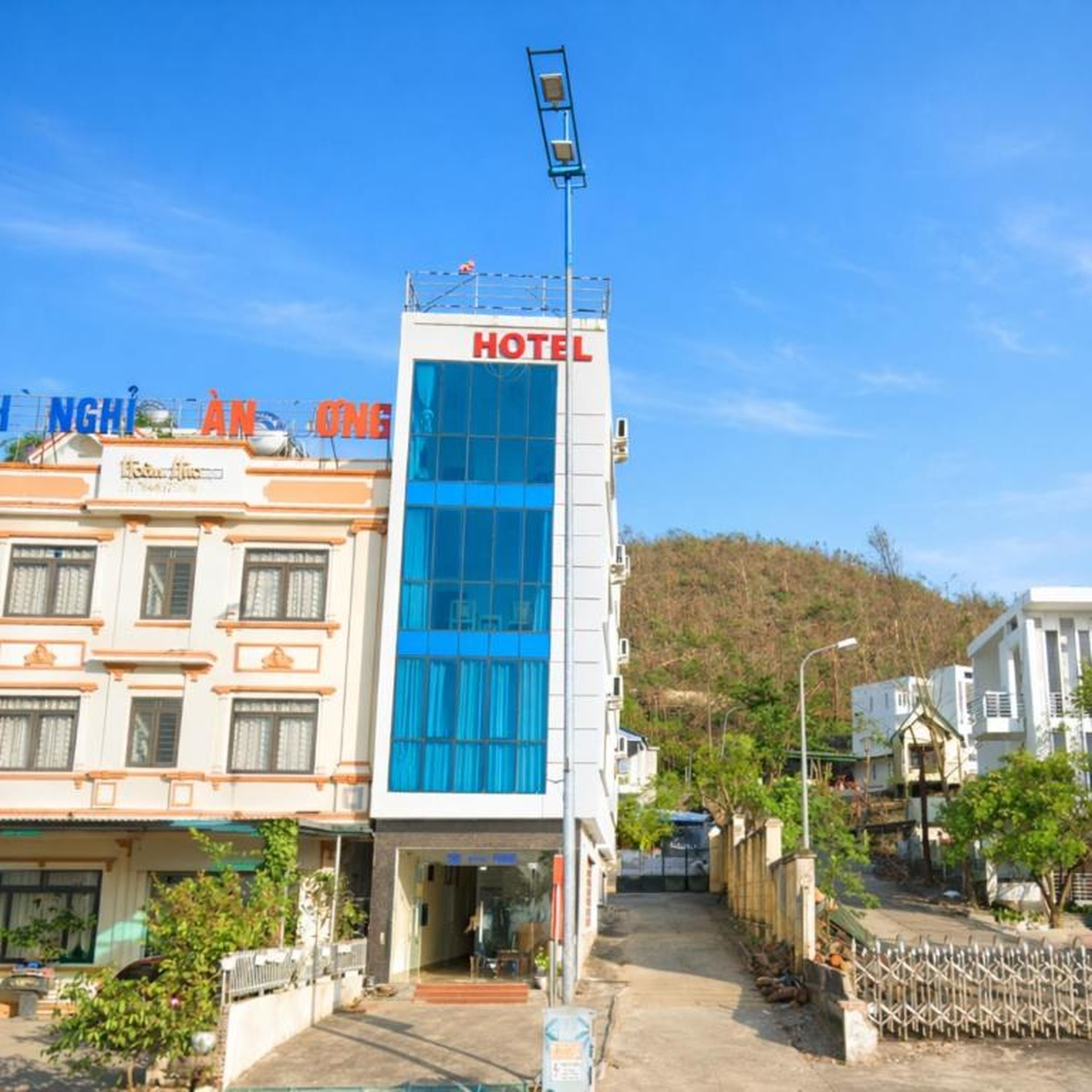 Gate Tuan Chau Hotel - Hình 7