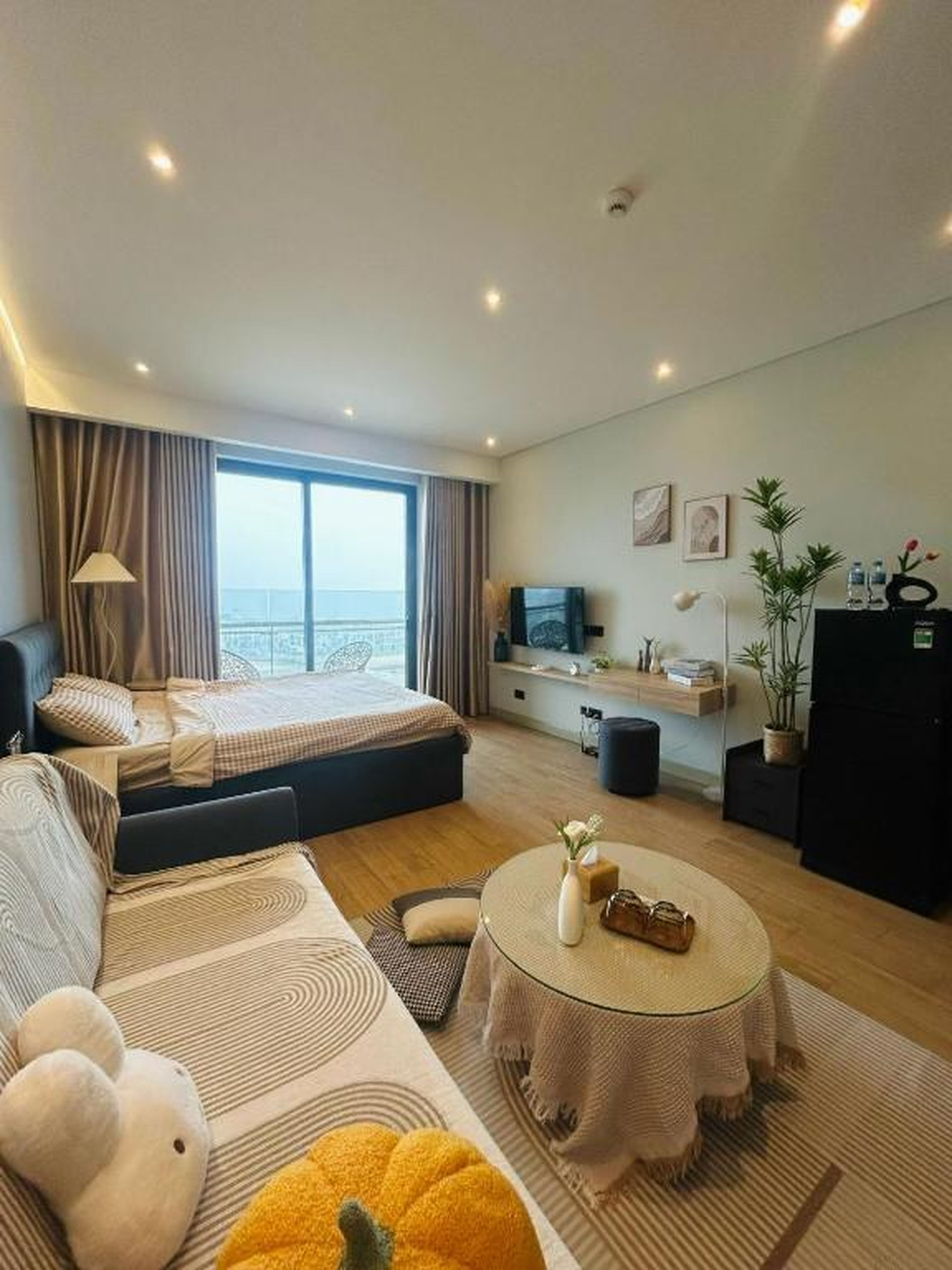 MiVi Seaview Homestay Citadines Marina Hung Thang Ha Long - Hình 36