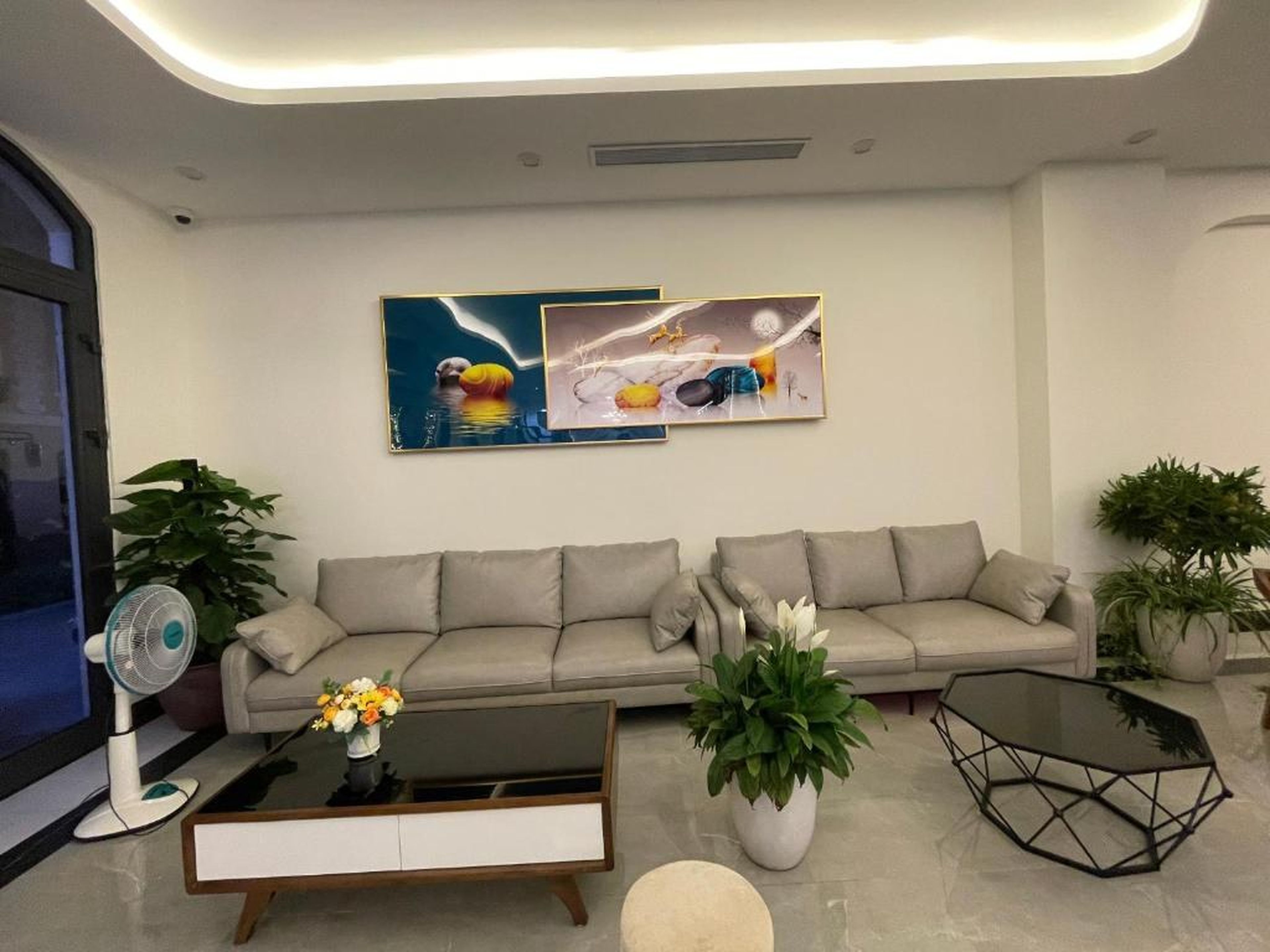 Lucasta Hotel Ha Long - Hình 10