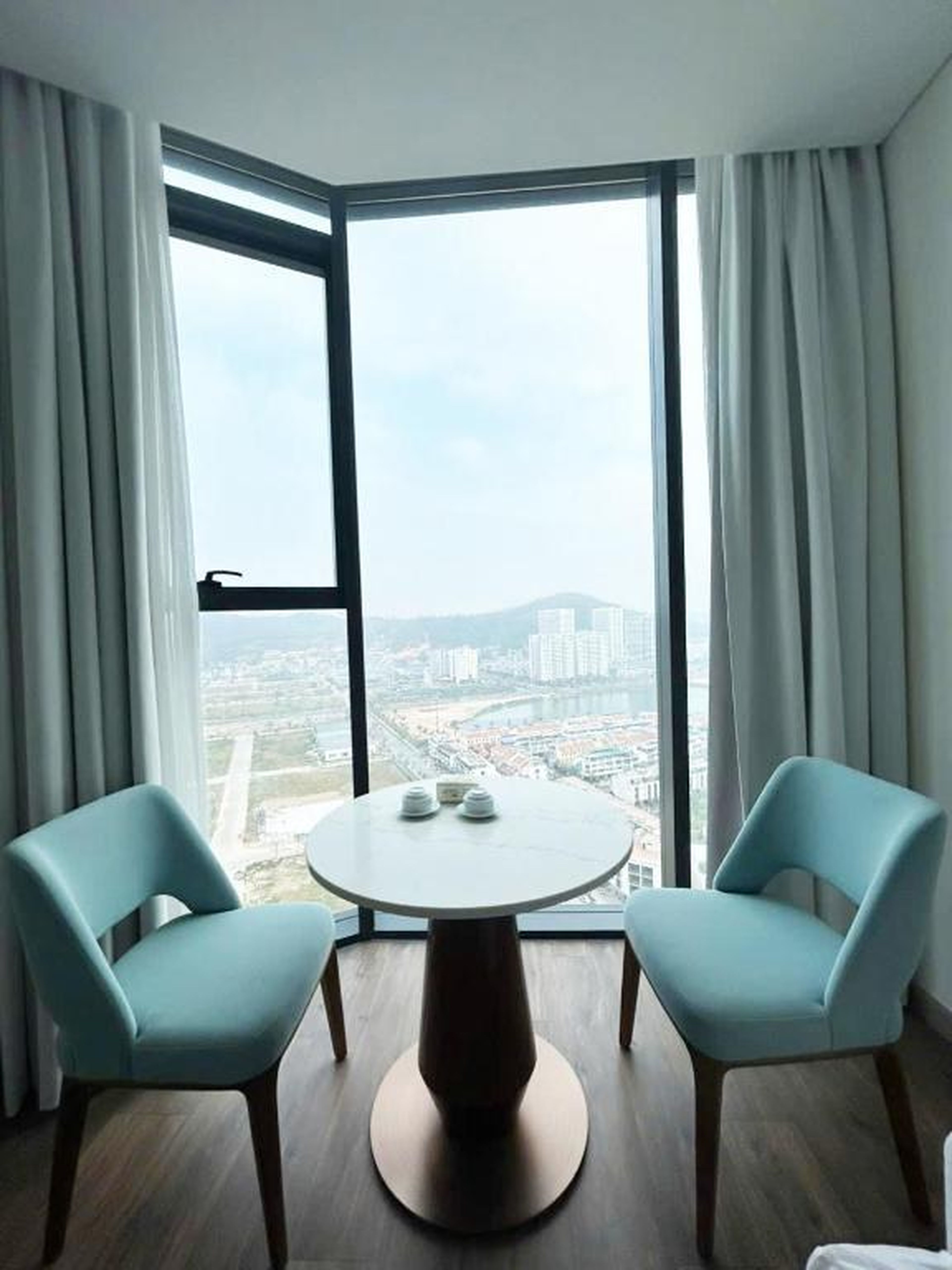 A La Carte Ha Long Paradise Bay - Hình 22