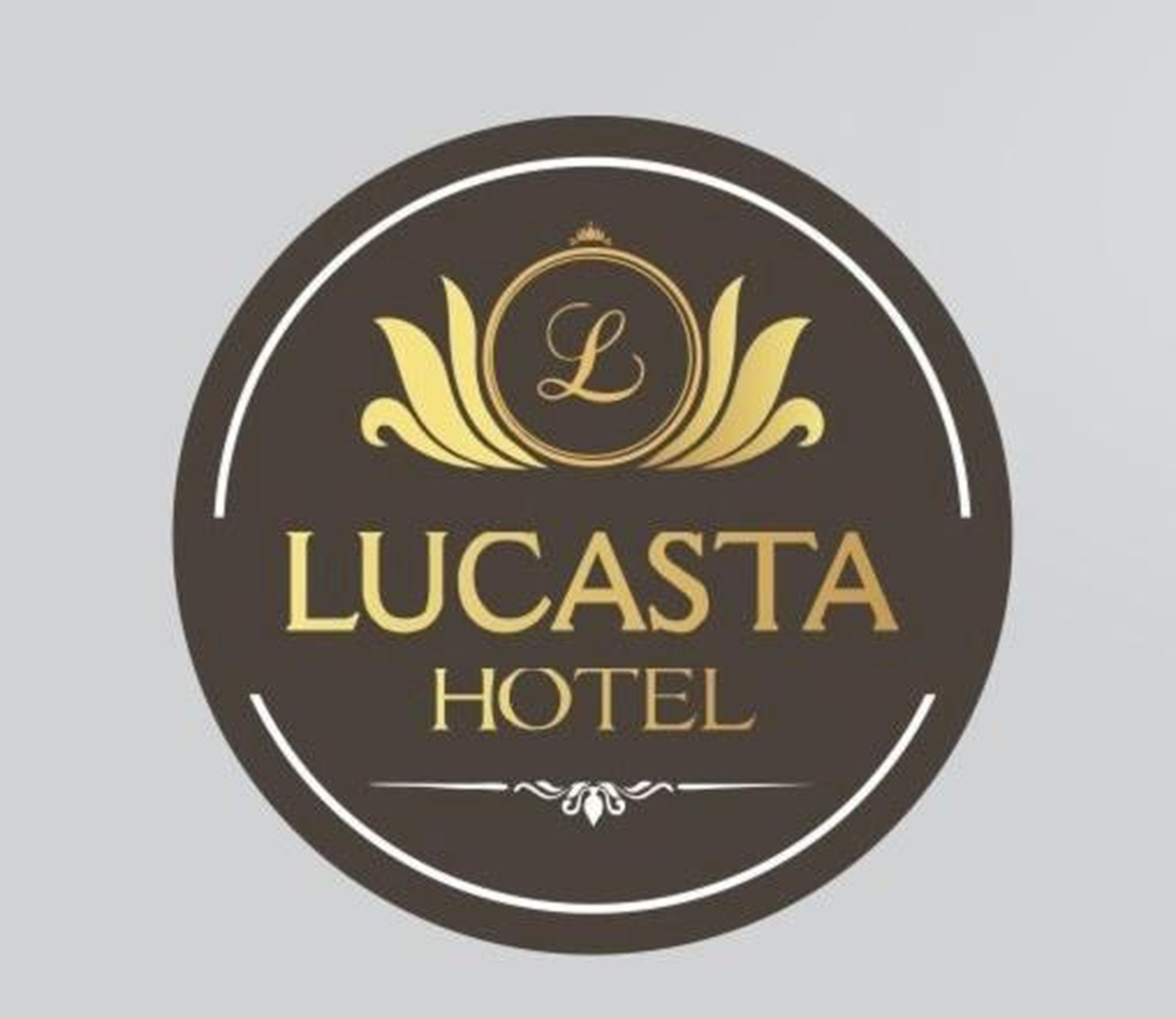Lucasta Hotel Ha Long - Hình 13