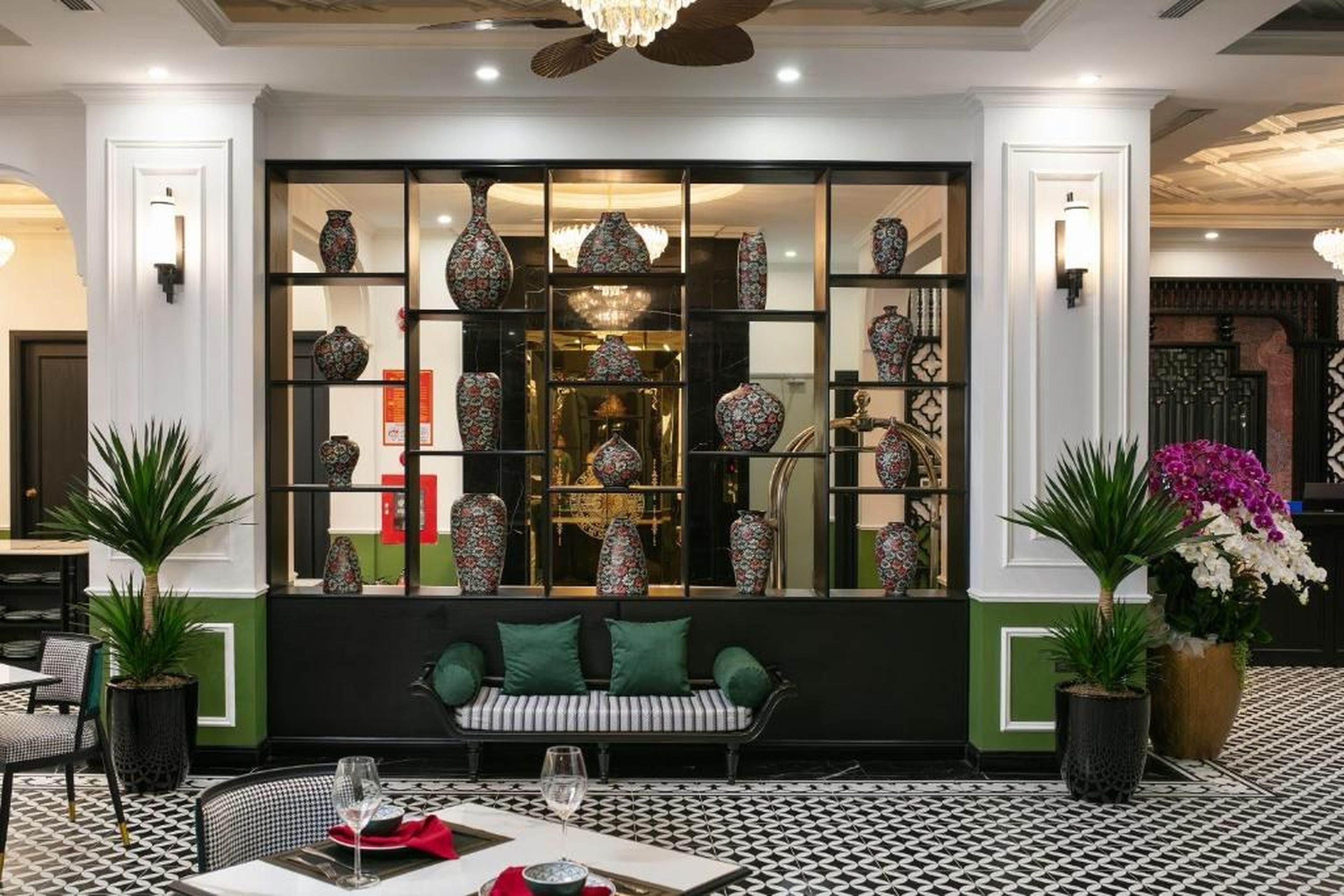 Elegant Boutique Hotel Ha Long - Hình 34