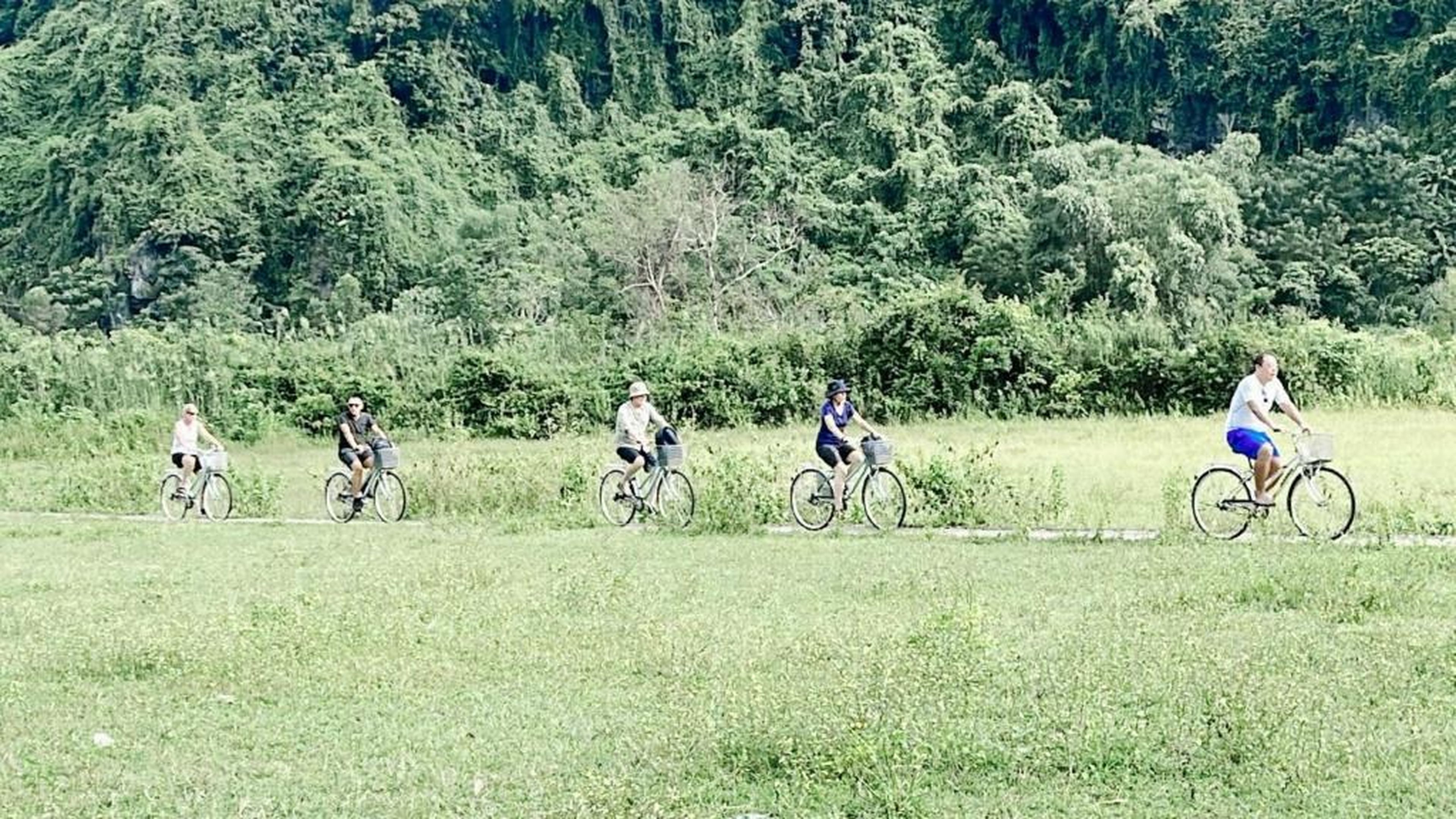 UniCharm Cruise - Hidden Route 2 Bays & Viet Hai village - Hình 43