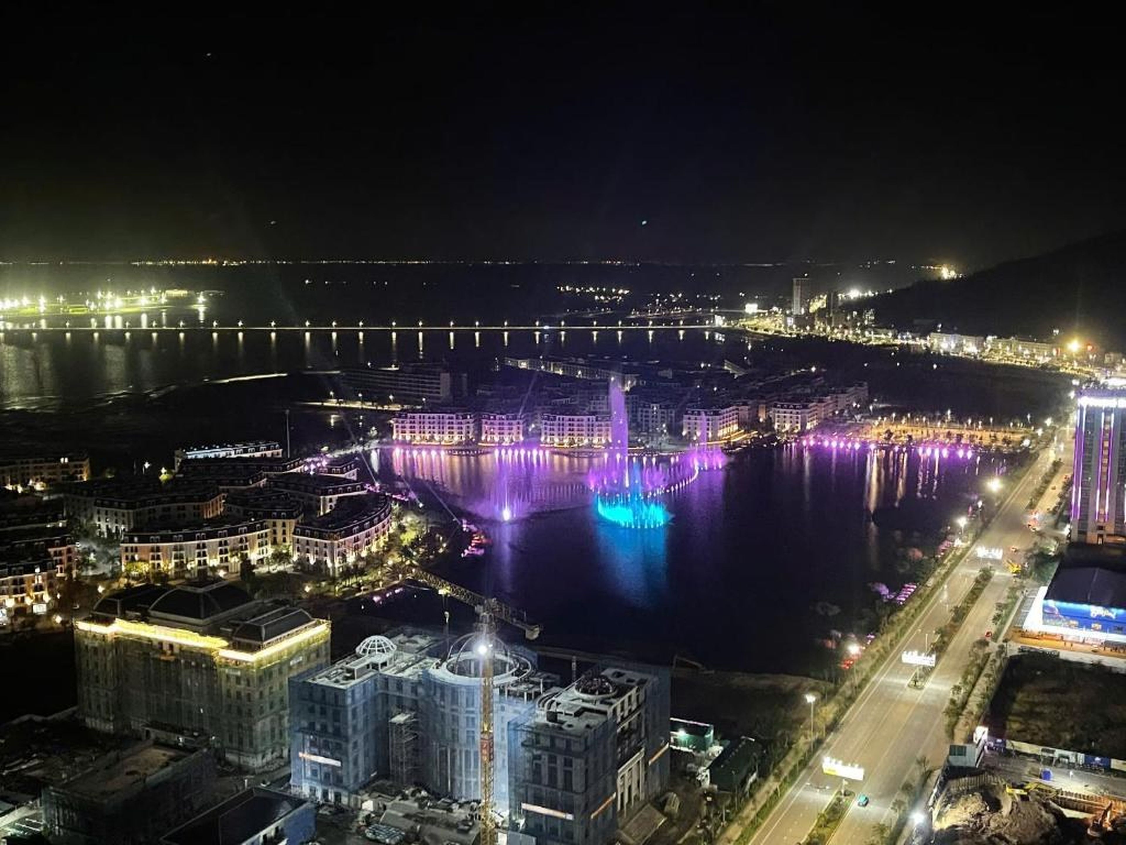 Ocean Breeze Homestay Hạ Long - Hình 13