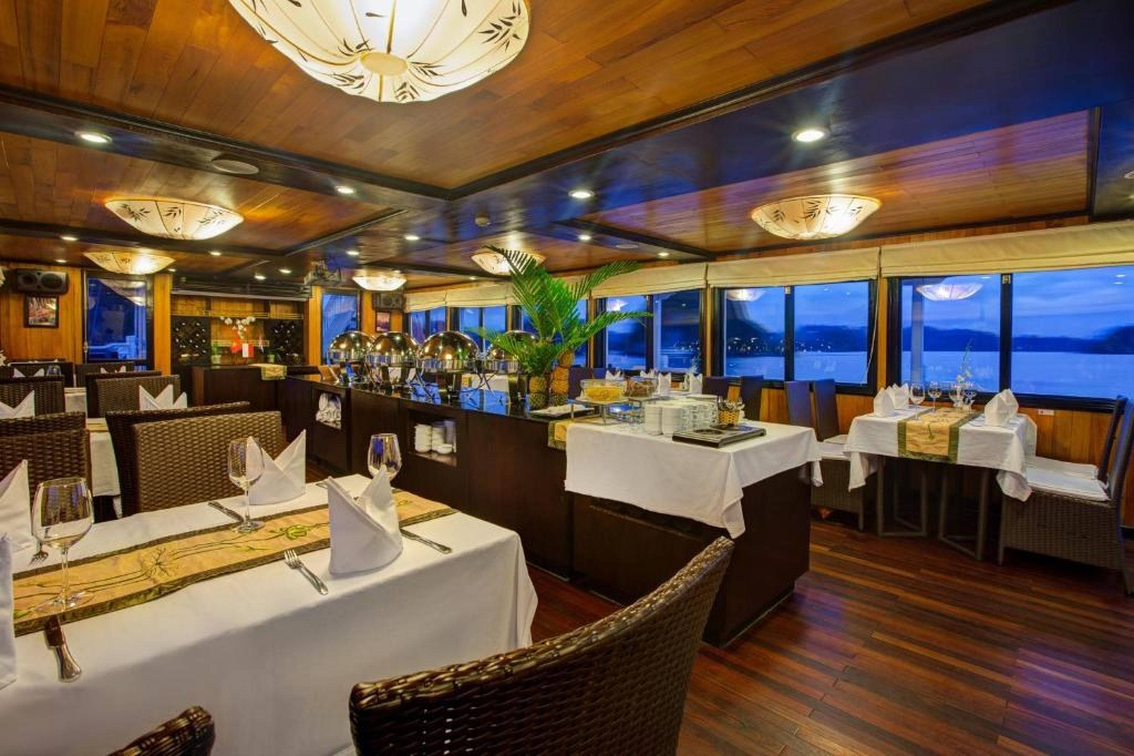 Syrena Cruises - Hình 4