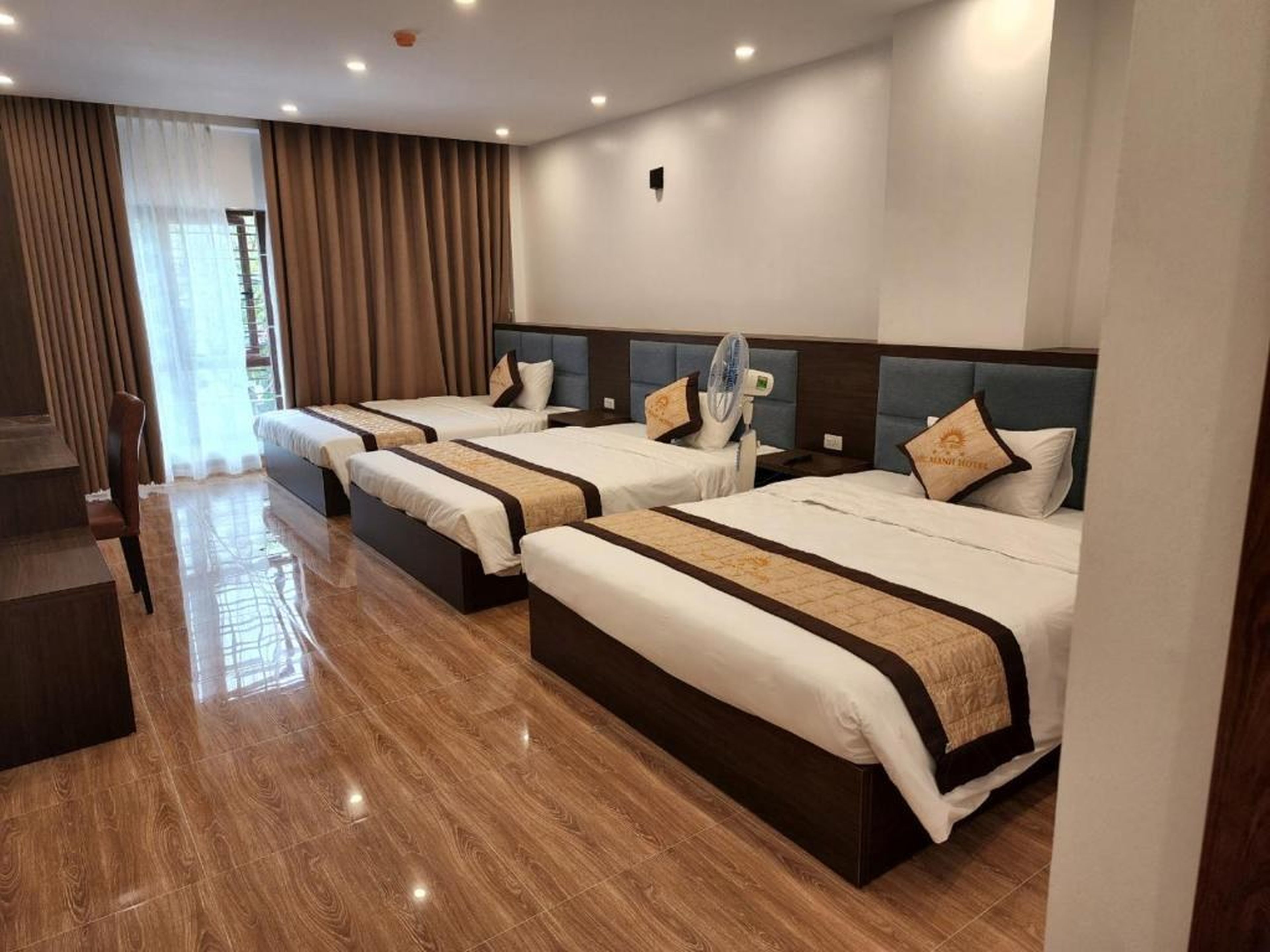 Duc Manh Hotel (Đức Mạnh Hotel) - Hình 8