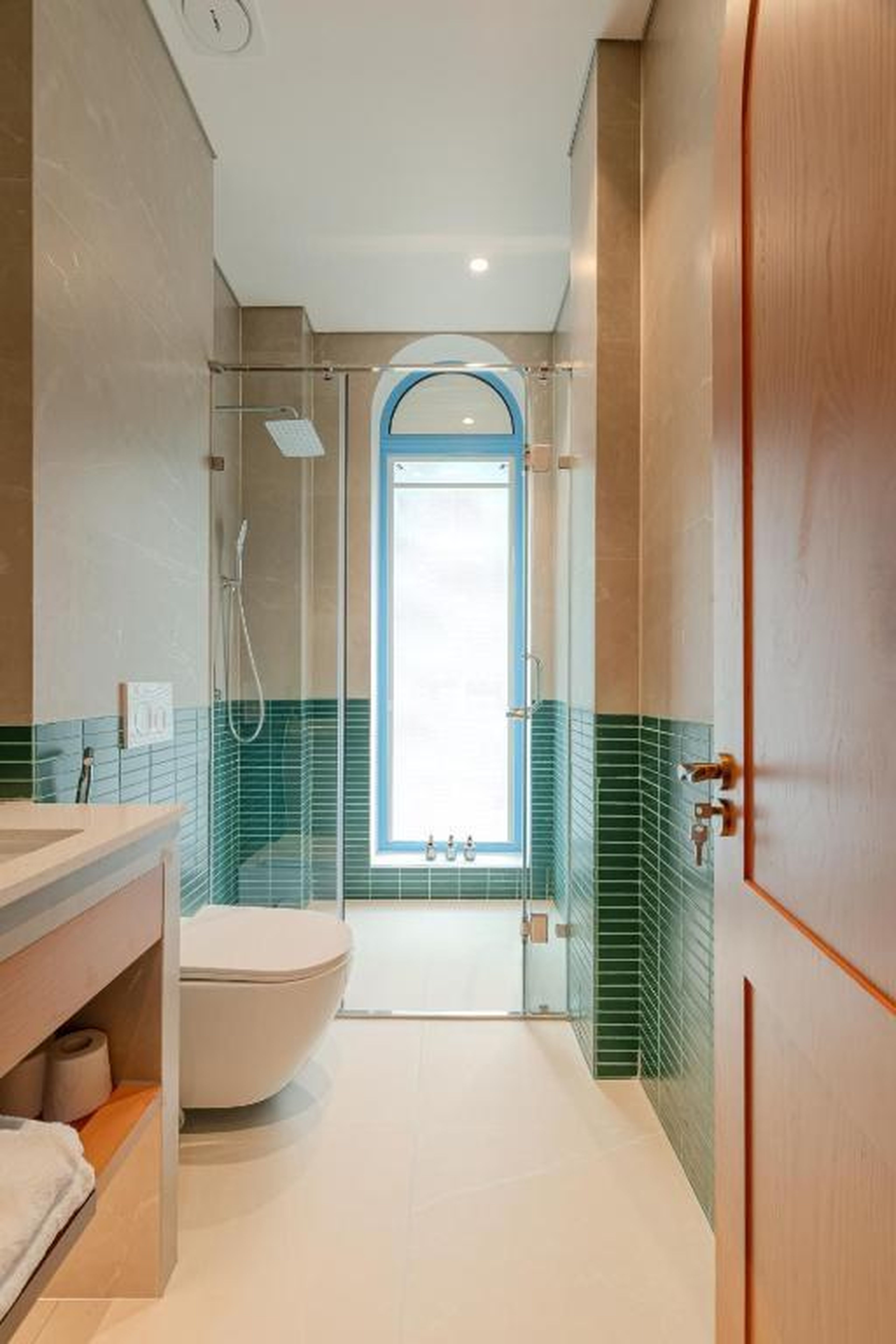 S Villa Ha Long - 5-Bedroom Private Pool Villa Near Beach, Jacuzzi, Sauna & Karaoke - Hình 36