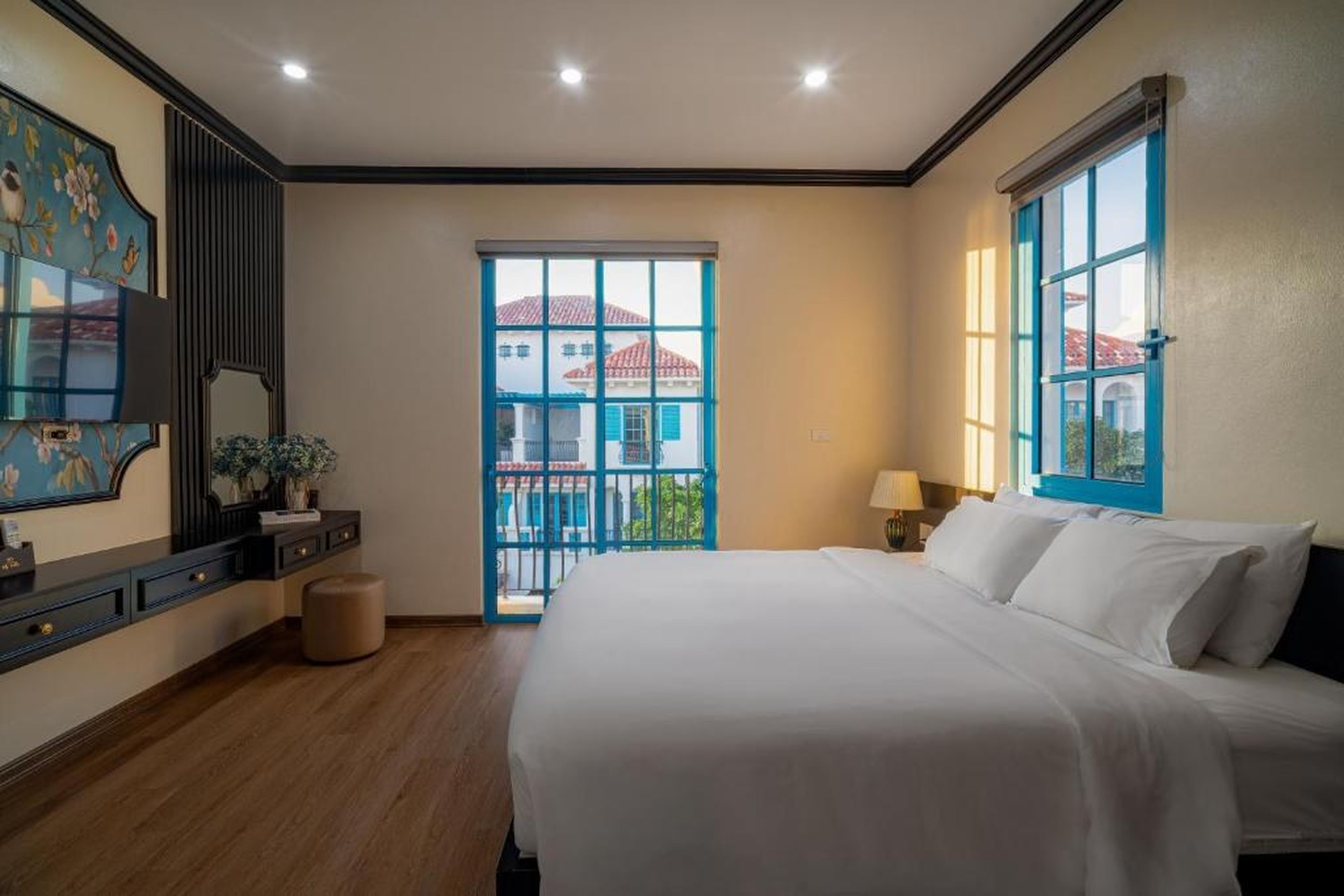 The Villas By Sun Grand City Feria Ha Long bay - Hình 22