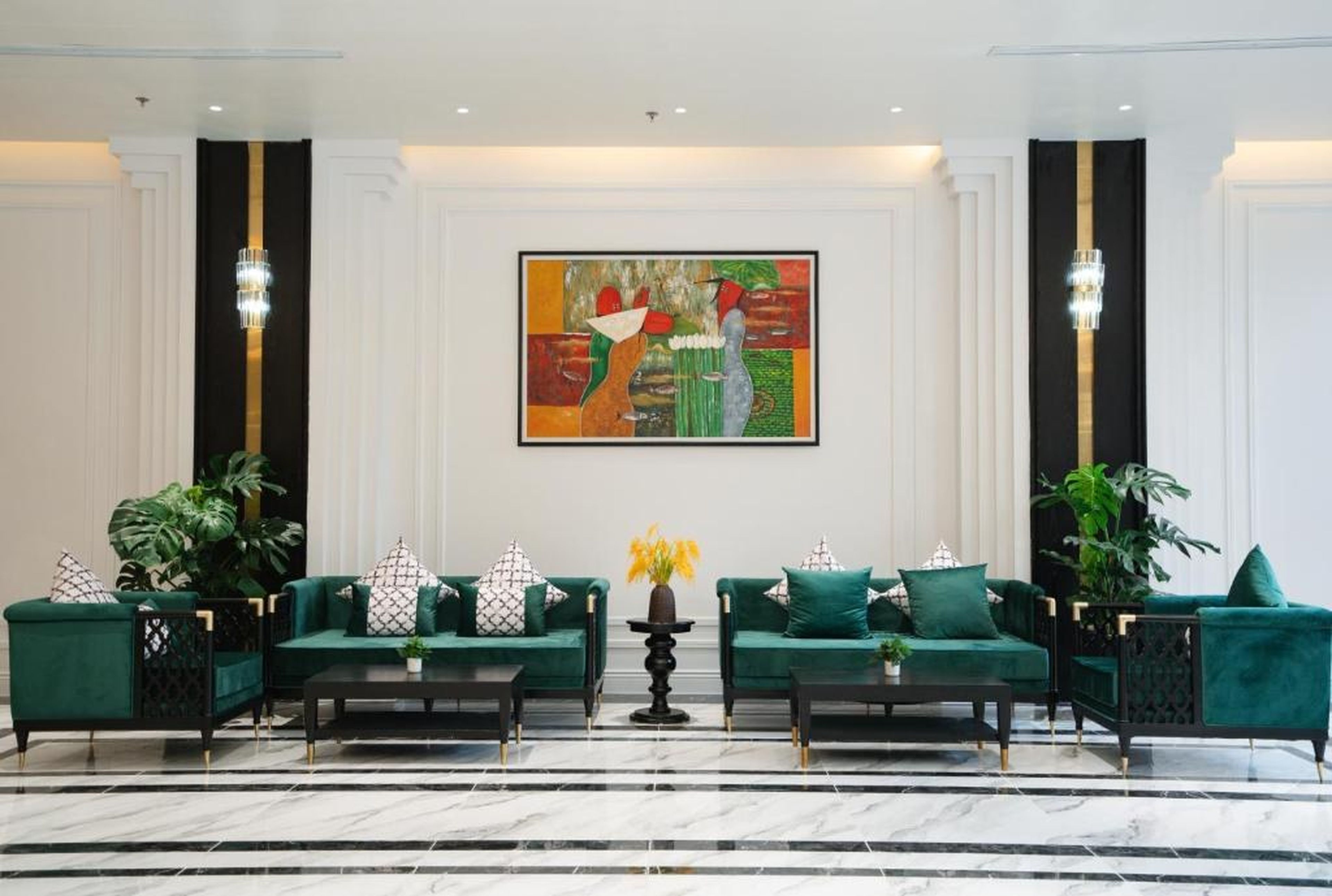 MT Collection Hotel Ha Long - Hình 3