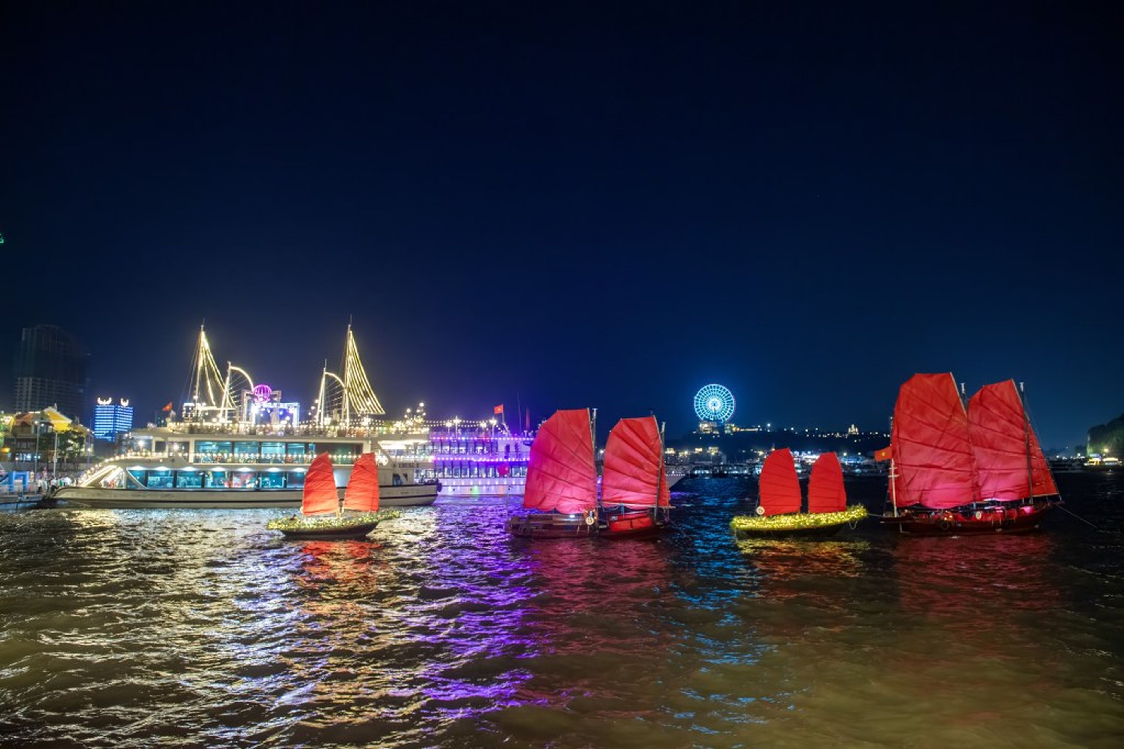 Grand opening of the entertainment and culinary complex styled as a “prosperous trading port” - Hình 4
